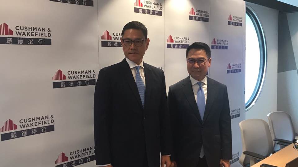 戴德梁行﹕本港寫字樓租金5年來首次下跌 料核心區租金見頂 戴德梁行﹕本港寫字樓租金5年來首次下跌 料核心區租金見頂
