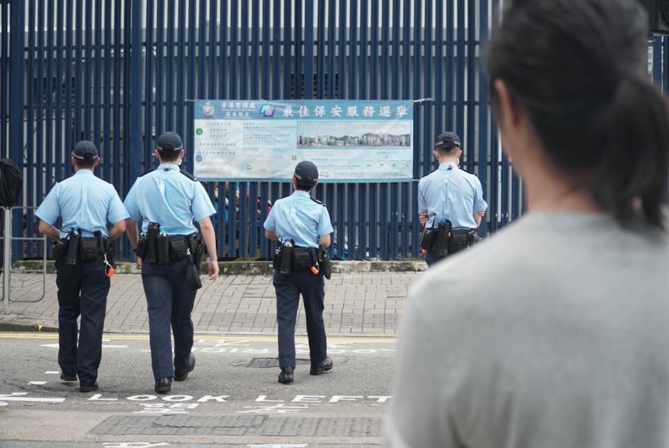 逃犯條例 重組7 7旺角清場警棍襲撤退示威者逼街坊入窄巷