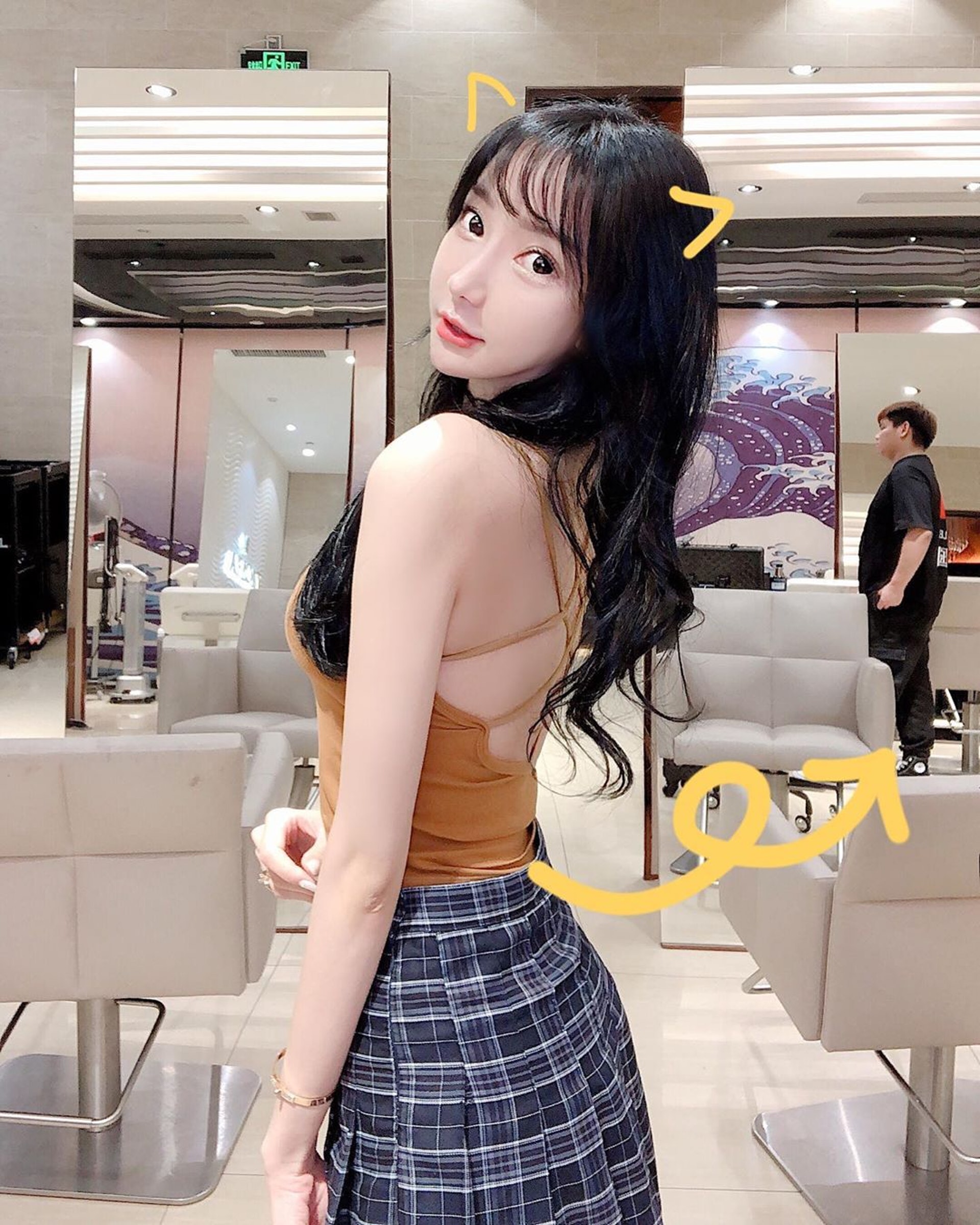 Cammi之前啲相嘅身形比較無咁誇張。(ig@cbbheree圖片) Cammi之前啲相嘅身形比較無咁誇張。(ig@cbbheree圖片)