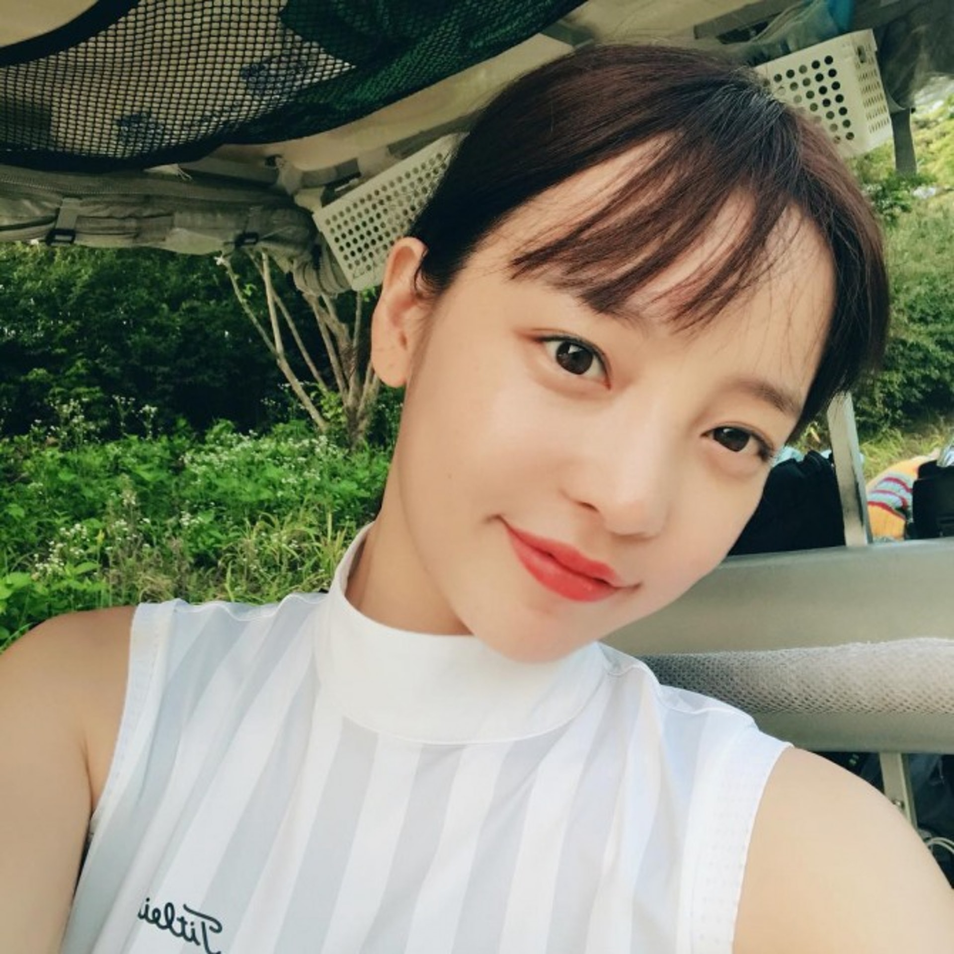 女性面相 一字型眉毛 耳殼外翻9個沒異性緣的女生面相特徵 女性面相 一字型眉毛 耳殼外翻9個沒異性緣的女生面相特徵