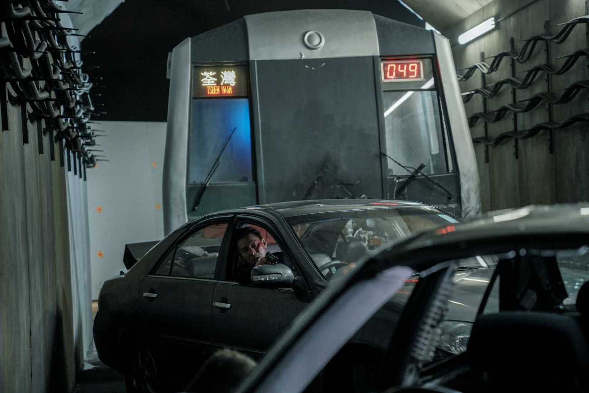 (《掃毒2天地對決》劇照)