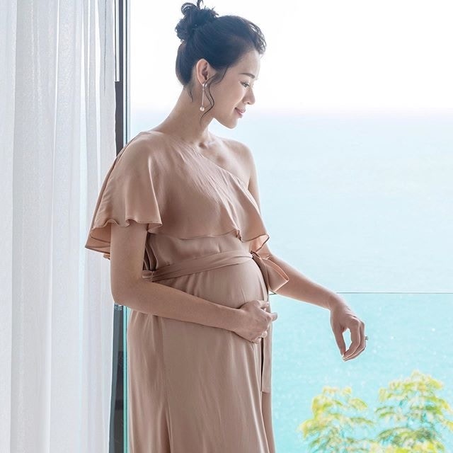 胡杏兒懷孕時,堅持飼養貓咪。(胡杏兒IG圖片) 胡杏兒懷孕時,堅持飼養貓咪。(胡杏兒IG圖片)