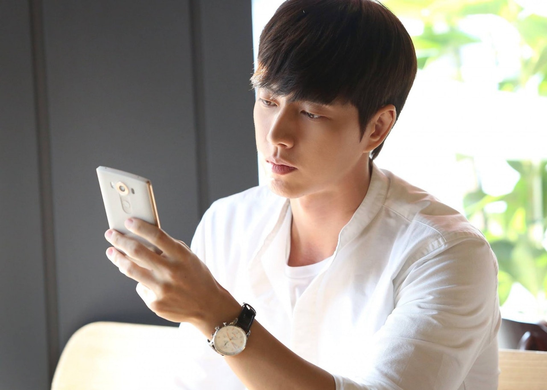 戀愛暗示 想知男生對你有無意思睇一個手機訊息就知道 戀愛暗示 想知男生對你有無意思睇一個手機訊息就知道