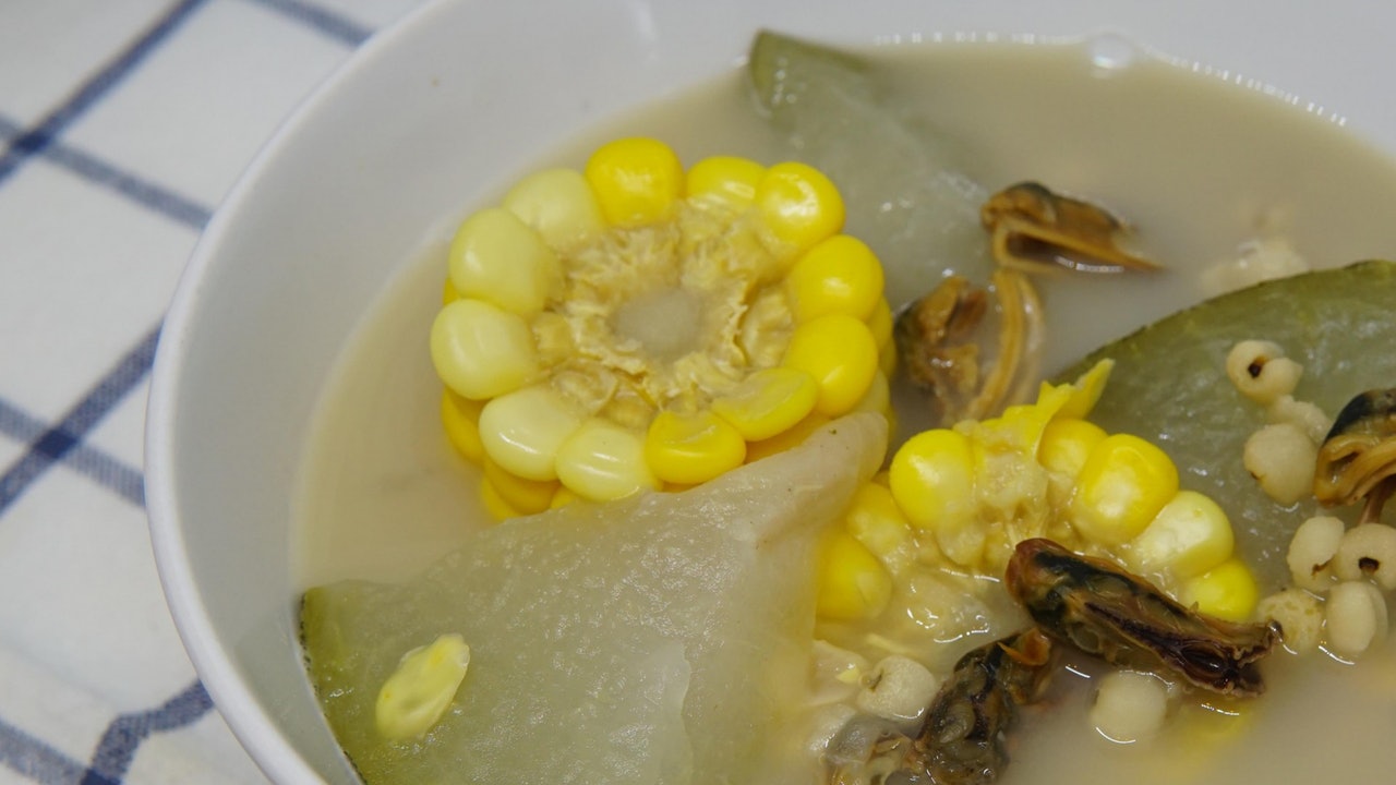 【夏天湯水】中醫推介淡菜冬瓜湯滋潤袪濕 淡菜非蔬菜應怎處理? 【夏天湯水】中醫推介淡菜冬瓜湯滋潤袪濕 淡菜非蔬菜應怎處理?