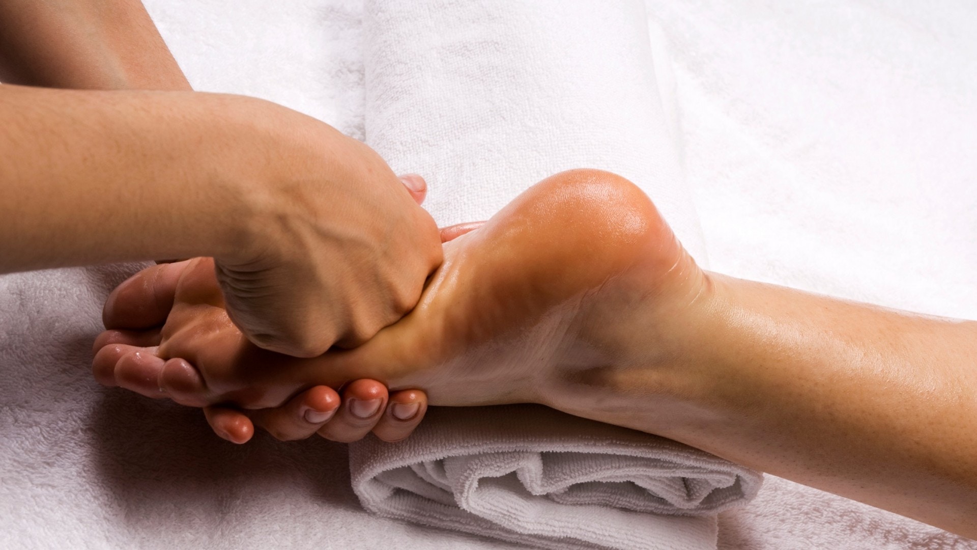 懷孕注意】泰孕婦腳底按摩意外中風流產昏迷不醒半年後亡