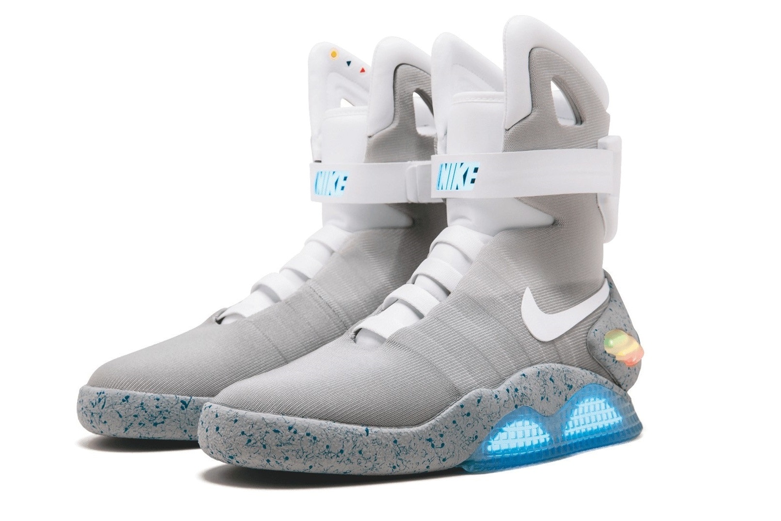 Nike 72 Moon Shoe