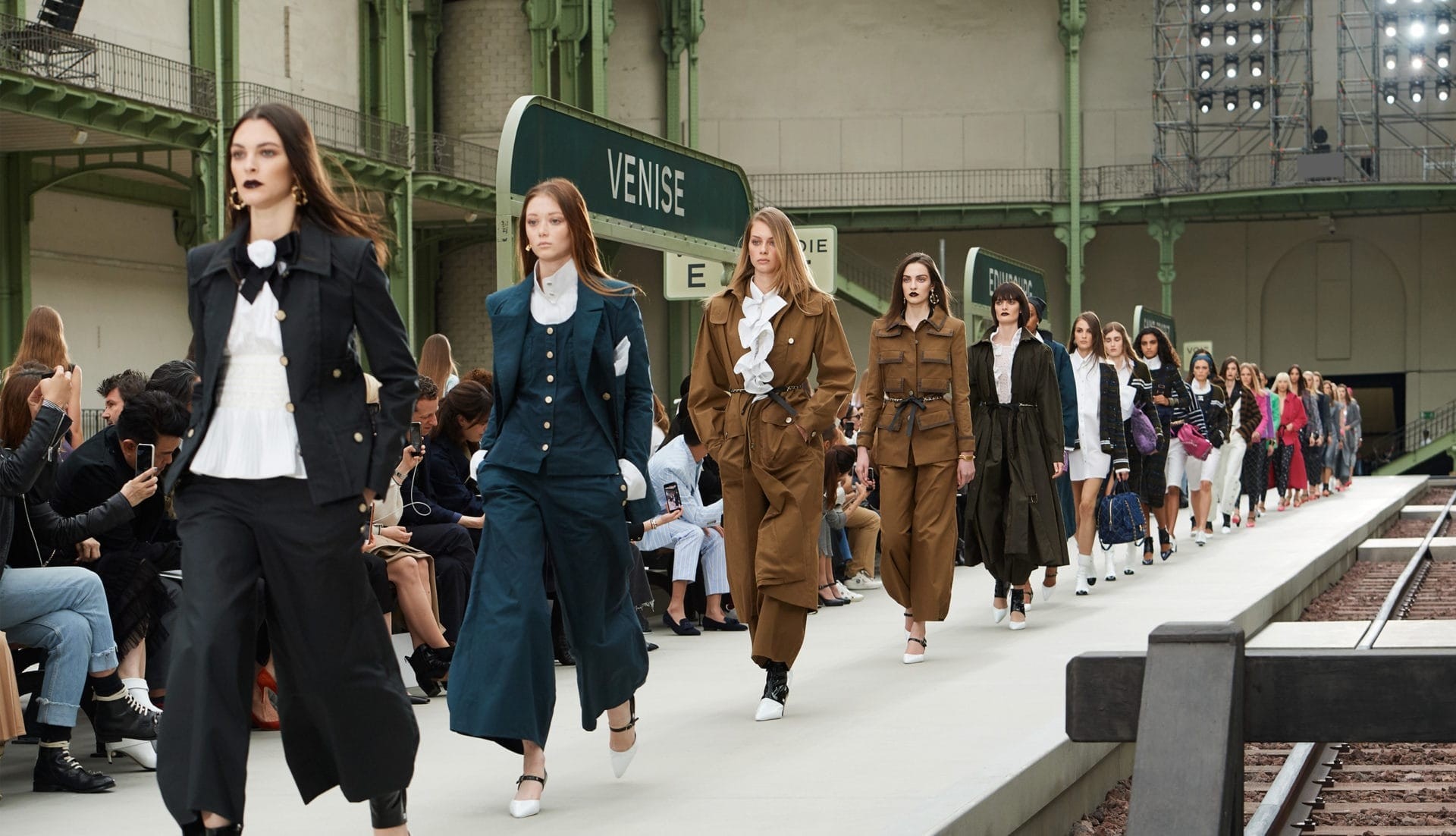 Virginie Viard領軍的CHANEL Cruise 2019/20，將於香港再度展示。（Lifestyle Asia）