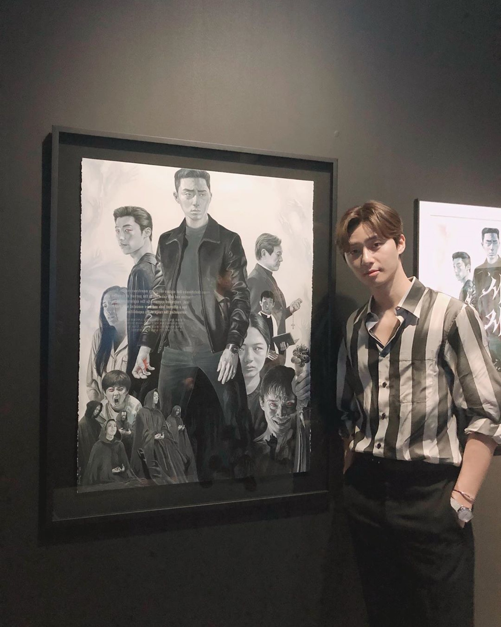 《驅魔使者》早前獲DC漫畫封面大師出手創作海報。(朴敘俊IG圖片)