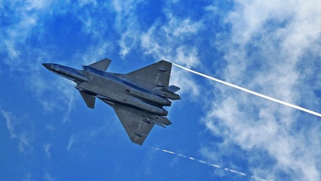 中國軍機訓練飛經宮古海峽 遭日軍機發射干擾彈 國防部嚴正交涉 中國軍機訓練飛經宮古海峽 遭日軍機發射干擾彈 國防部嚴正交涉