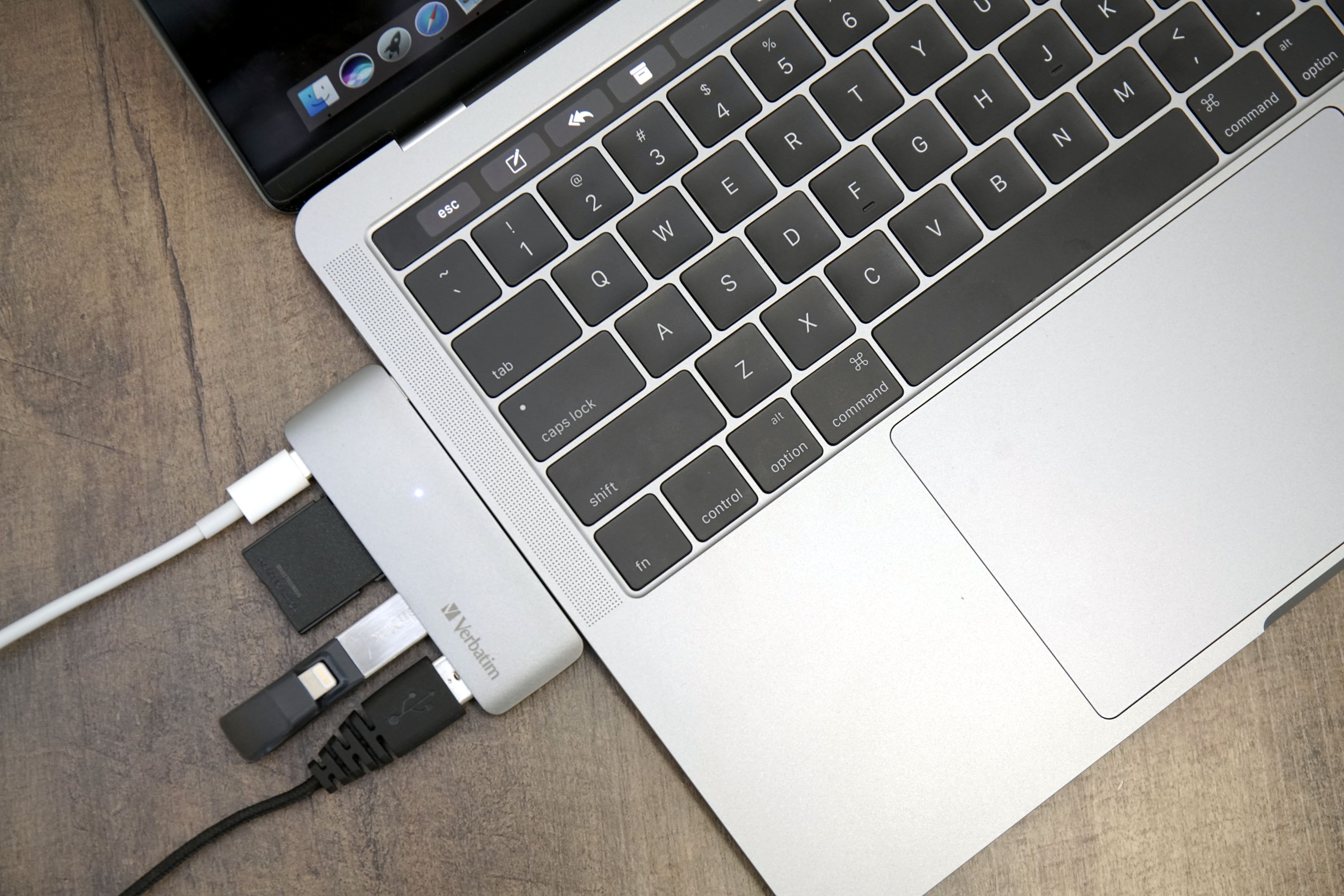 新macbook Pro必備usb C配件大晒冷分插 接線及儲存卡全介紹 香港01 數碼生活