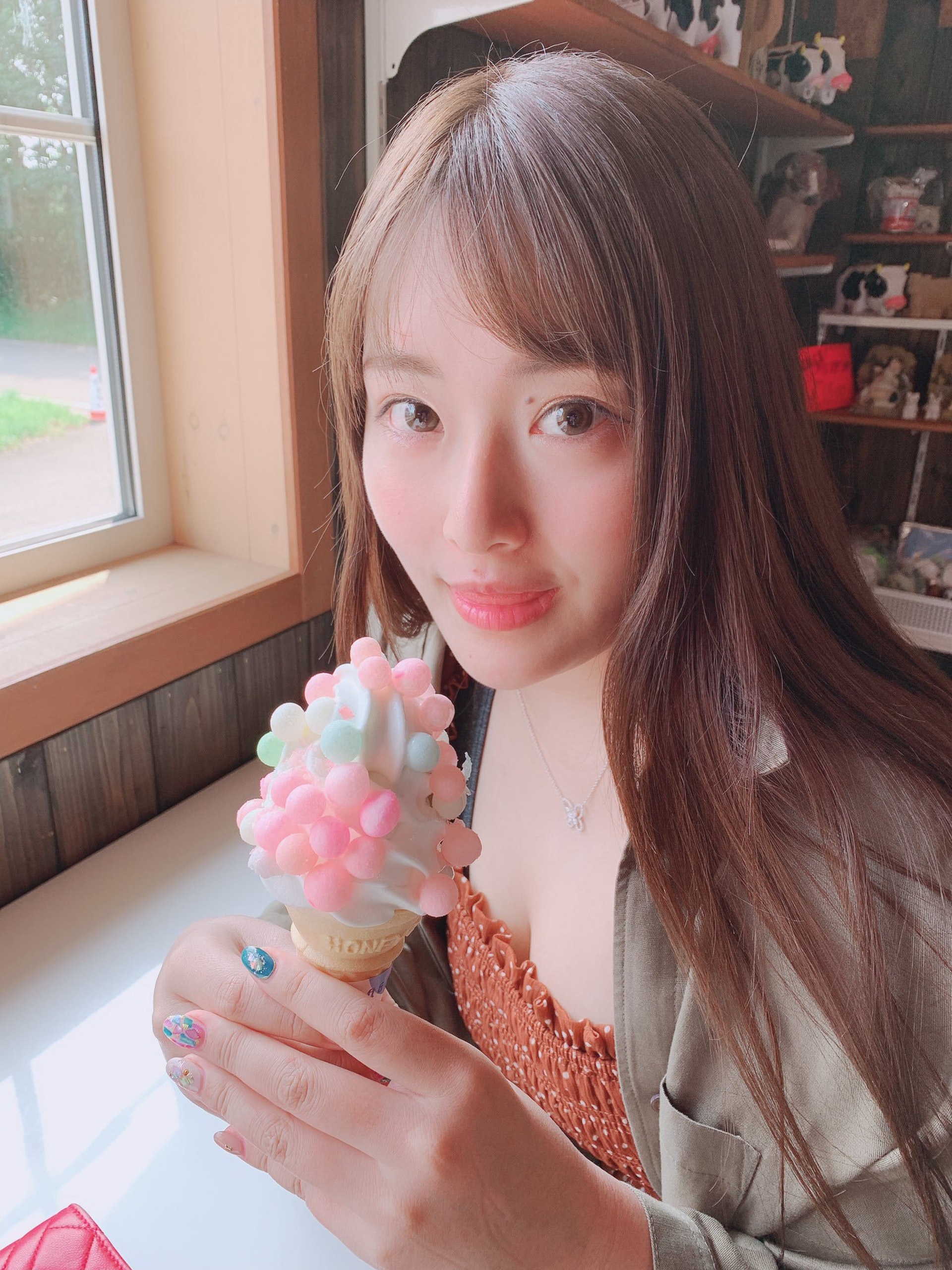 (秋山夏帆Twitter:@akiyama_kaho) (秋山夏帆Twitter:@akiyama_kaho)