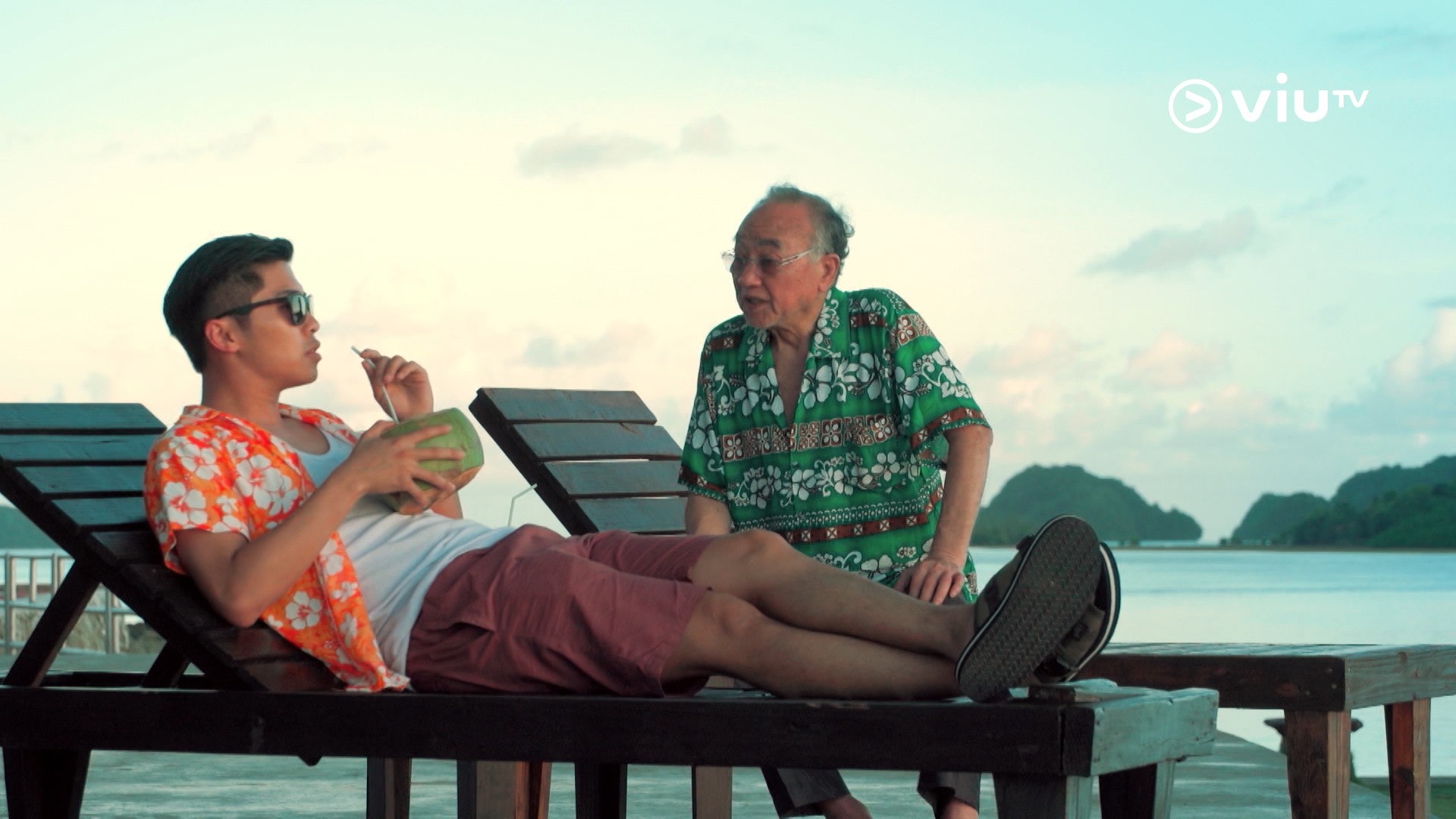 「你會記得我㗎可?」仇海凡問仇樂秋。(ViuTV《仇老爺爺》劇照) 「你會記得我㗎可?」仇海凡問仇樂秋。(ViuTV《仇老爺爺》劇照)