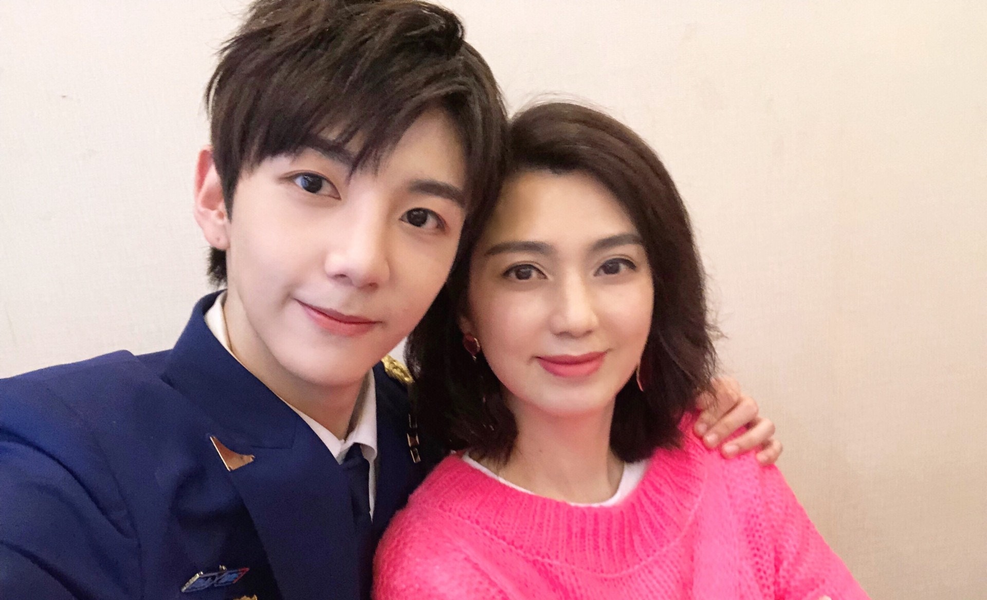 洪欣19歲仔仔張鎬濂獲上戲錄取　將成為迪麗熱巴師弟
