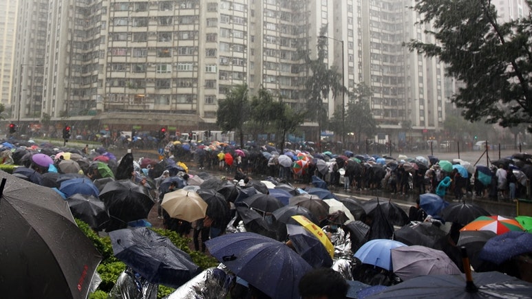 【風球韋帕】黃色暴雨及三號風球生效 本港廣泛地區或受大雨影響