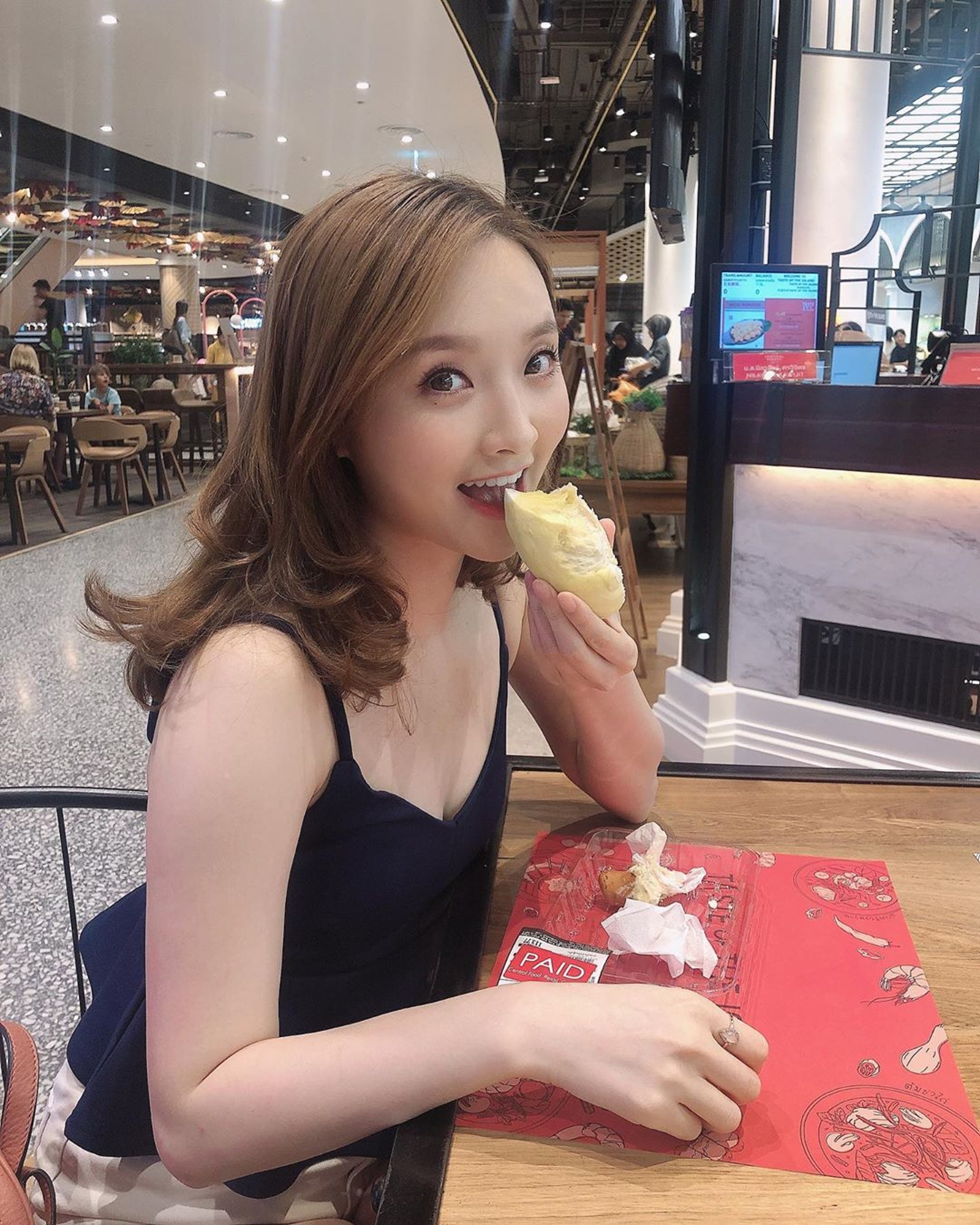 原來Mag鍾意食榴槤。(IG@maglam_圖片) 原來Mag鍾意食榴槤。(IG@maglam_圖片)