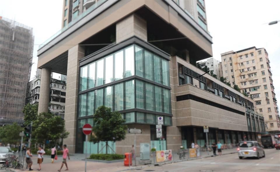 城大動物醫療中心位處荔枝角道,與深水埗警署僅有一街之隔。(Facebook@cityupavc) 城大動物醫療中心位處荔枝角道,與深水埗警署僅有一街之隔。(Facebook@cityupavc)