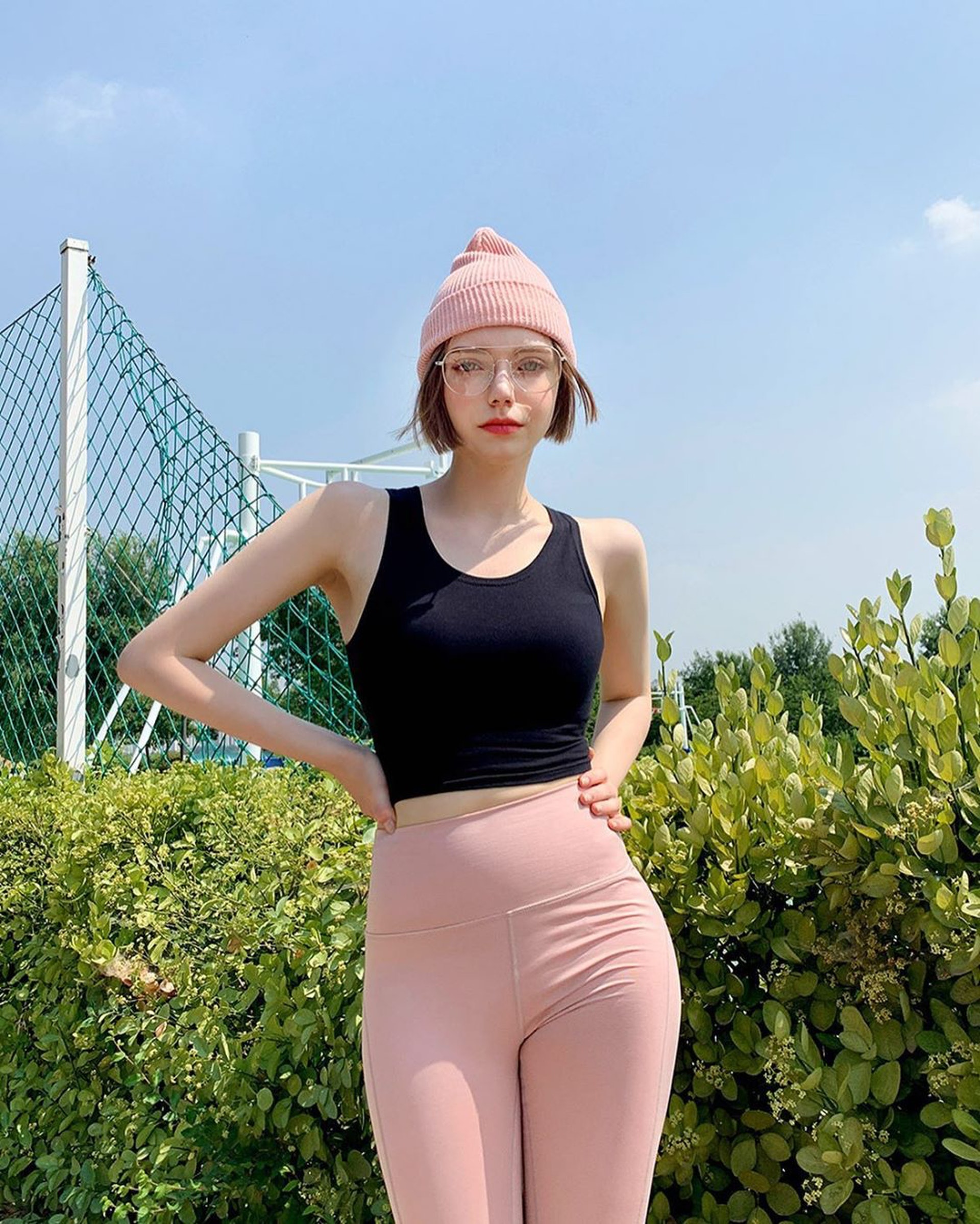 身為模特兒的Chloe,穿什麼衣服都十分好看。(ig「chuu__chloe」圖片) 身為模特兒的Chloe,穿什麼衣服都十分好看。(ig「chuu__chloe」圖片)