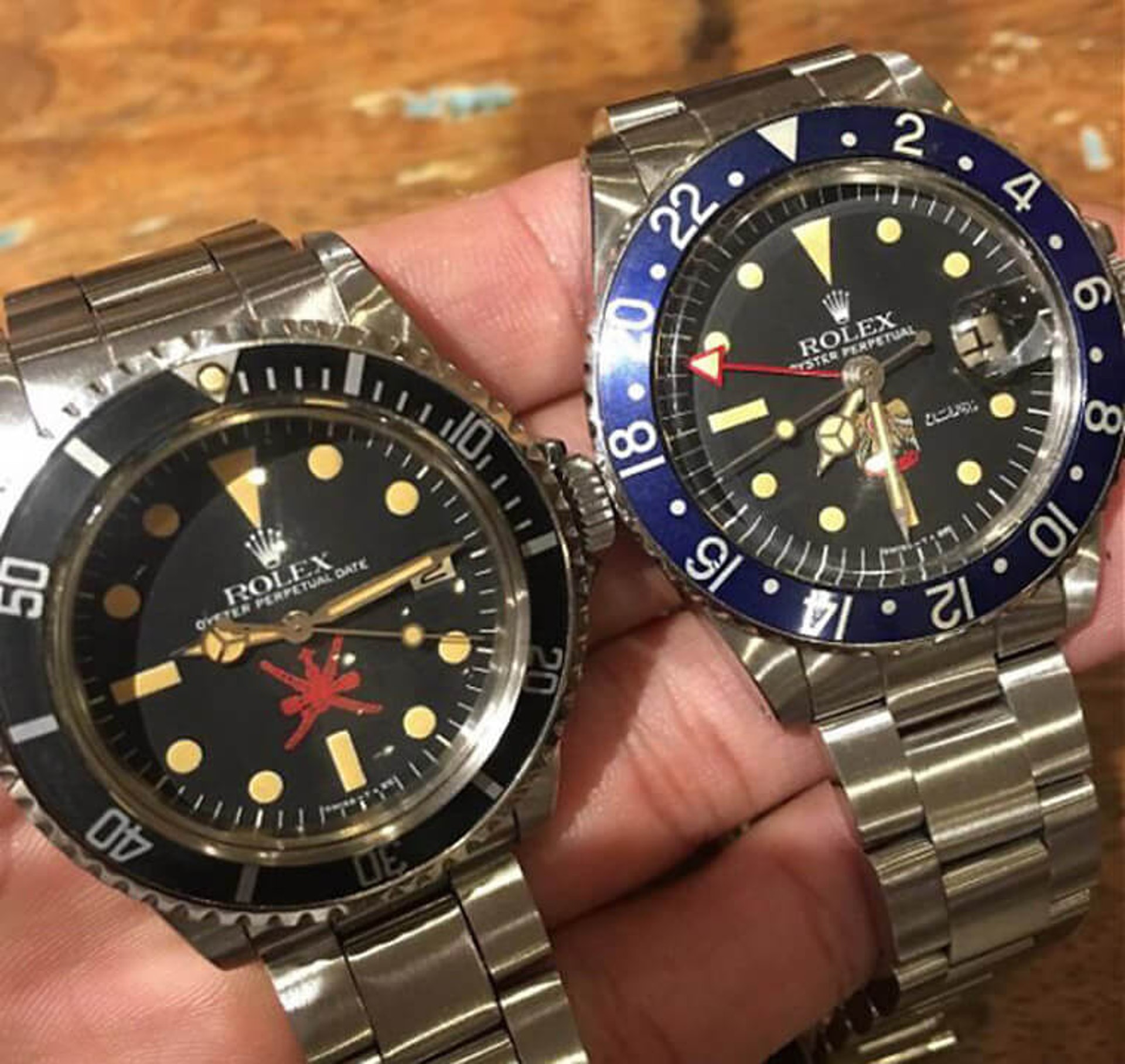 Oman Ref.1665(左)、UAE Ref.1675(右)。(圖片來源:lok666@IG) Oman Ref.1665(左)、UAE Ref.1675(右)。(圖片來源:lok666@IG)