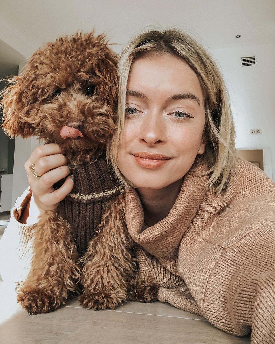 Rianne Meijer不時會上傳與狗狗的合照。（Instagram「rianne.meijer」圖片）