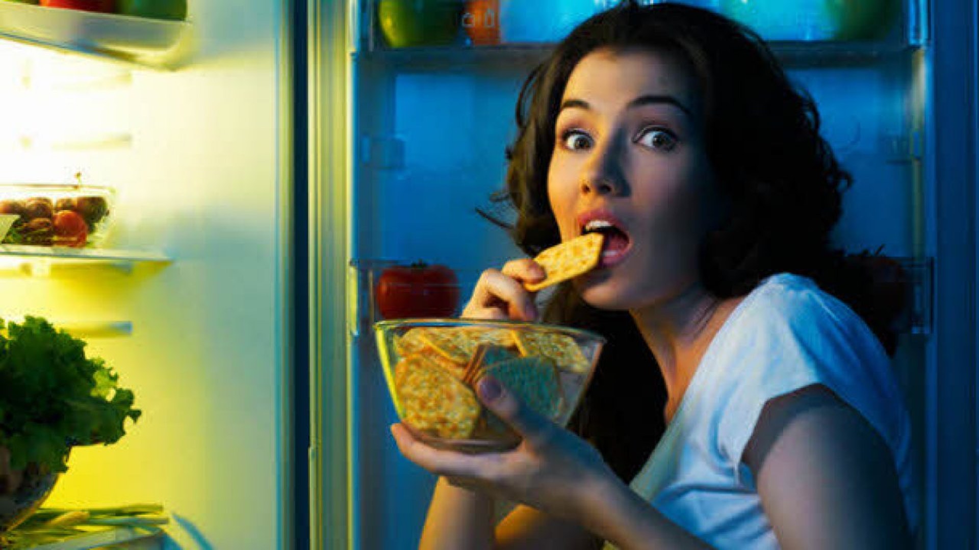 宵夜好像是五餐之中最不能抗拒的一餐。(iStock) 宵夜好像是五餐之中最不能抗拒的一餐。(iStock)