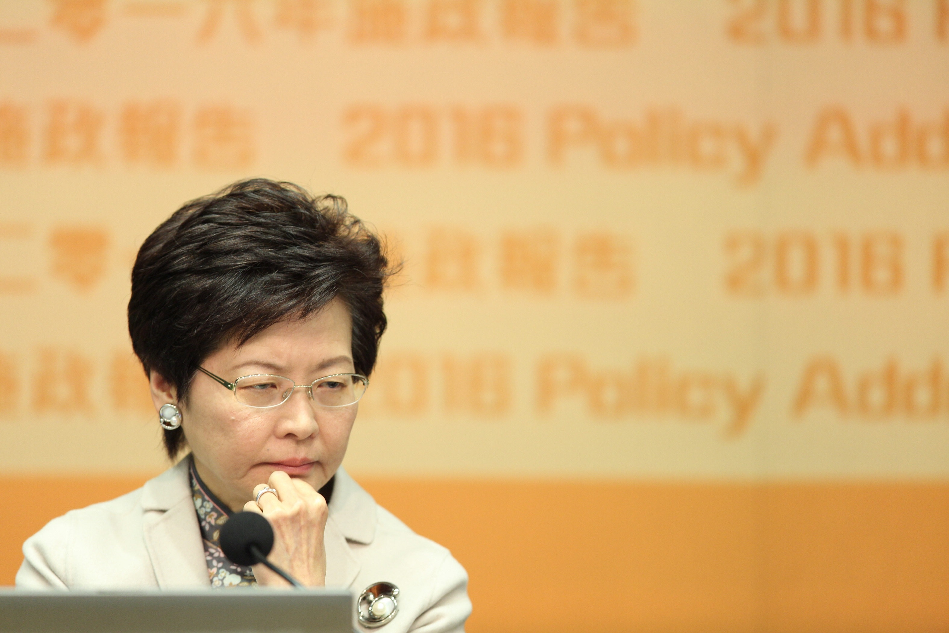 【來稿】政治性別歧視何時休？與李怡商榷