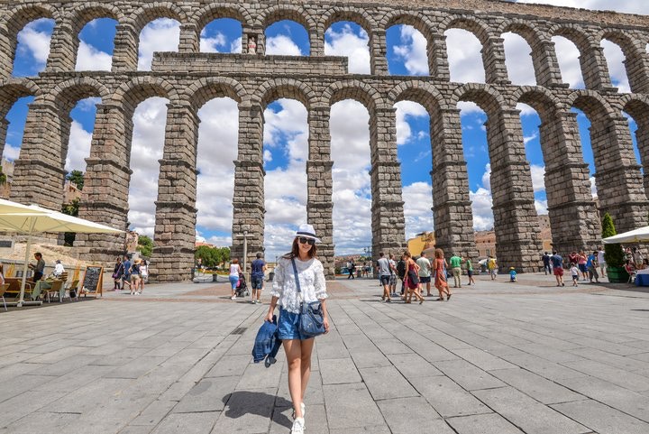 塞哥维亚古罗马水道桥（ajtravelgrid摄）