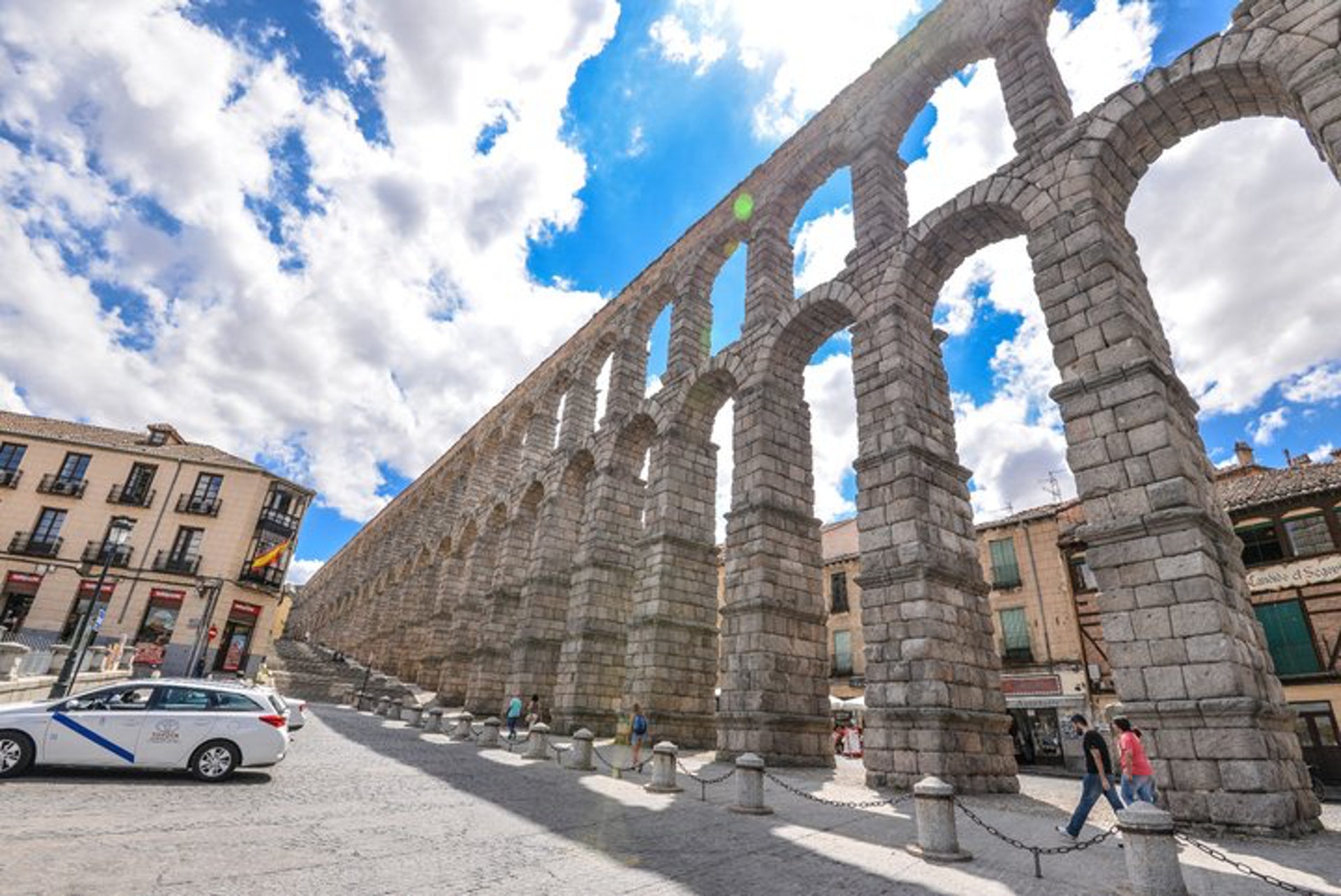 古羅馬水道橋 Aqueduct of Segovia(ajtravelgrid攝)