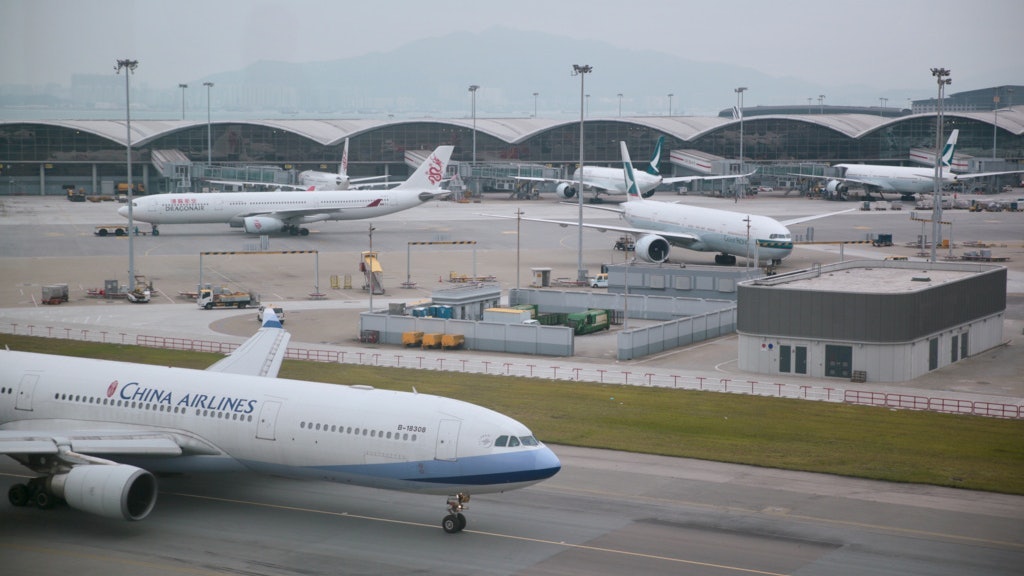 民航處空管系統兩度失靈 須轉後備系統 離境航班起飛暫停15分鐘 民航處空管系統兩度失靈 須轉後備系統 離境航班起飛暫停15分鐘