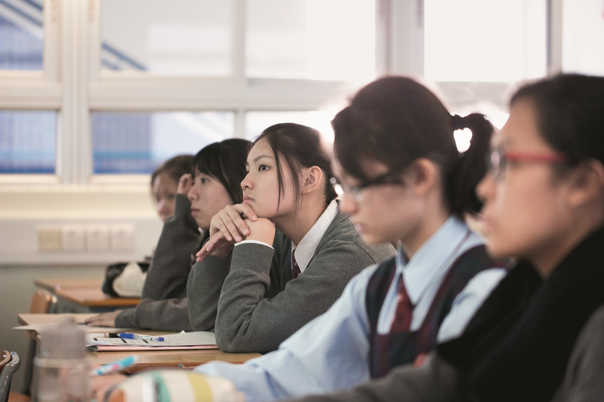【生涯規劃】應屆DSE學生　終日埋頭追逐分數　反問：仲可以做乜