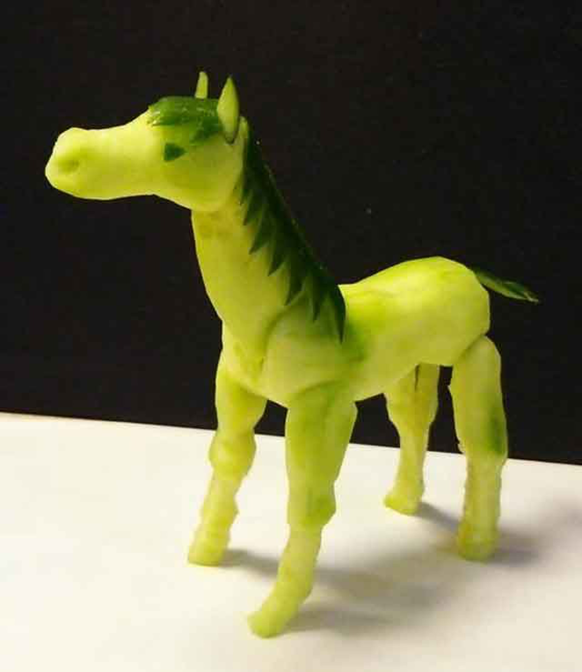 神作 青瓜砌高達 茄子雕貓巴士日本網民動漫元素玩轉孟蘭祭祖精靈馬 神作 青瓜砌高達 茄子雕貓巴士日本網民動漫元素玩轉孟蘭祭祖精靈馬