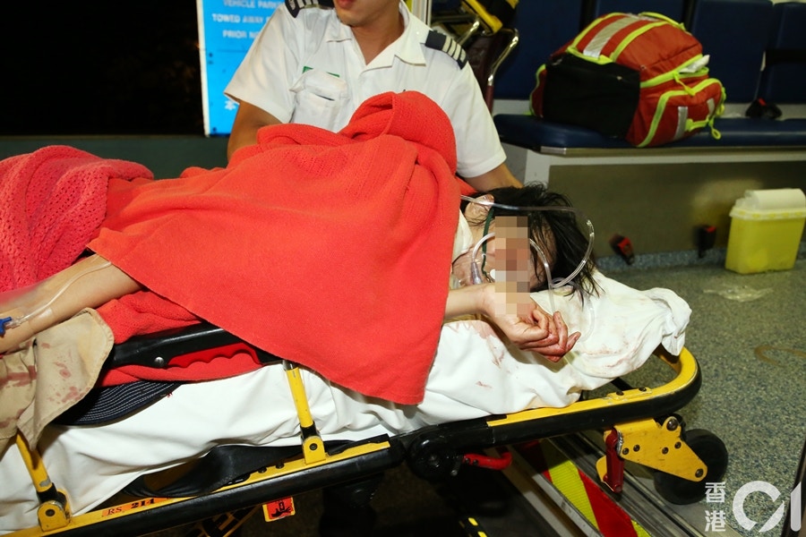 女子受刀傷重創，急送伊利沙伯醫院搶救。