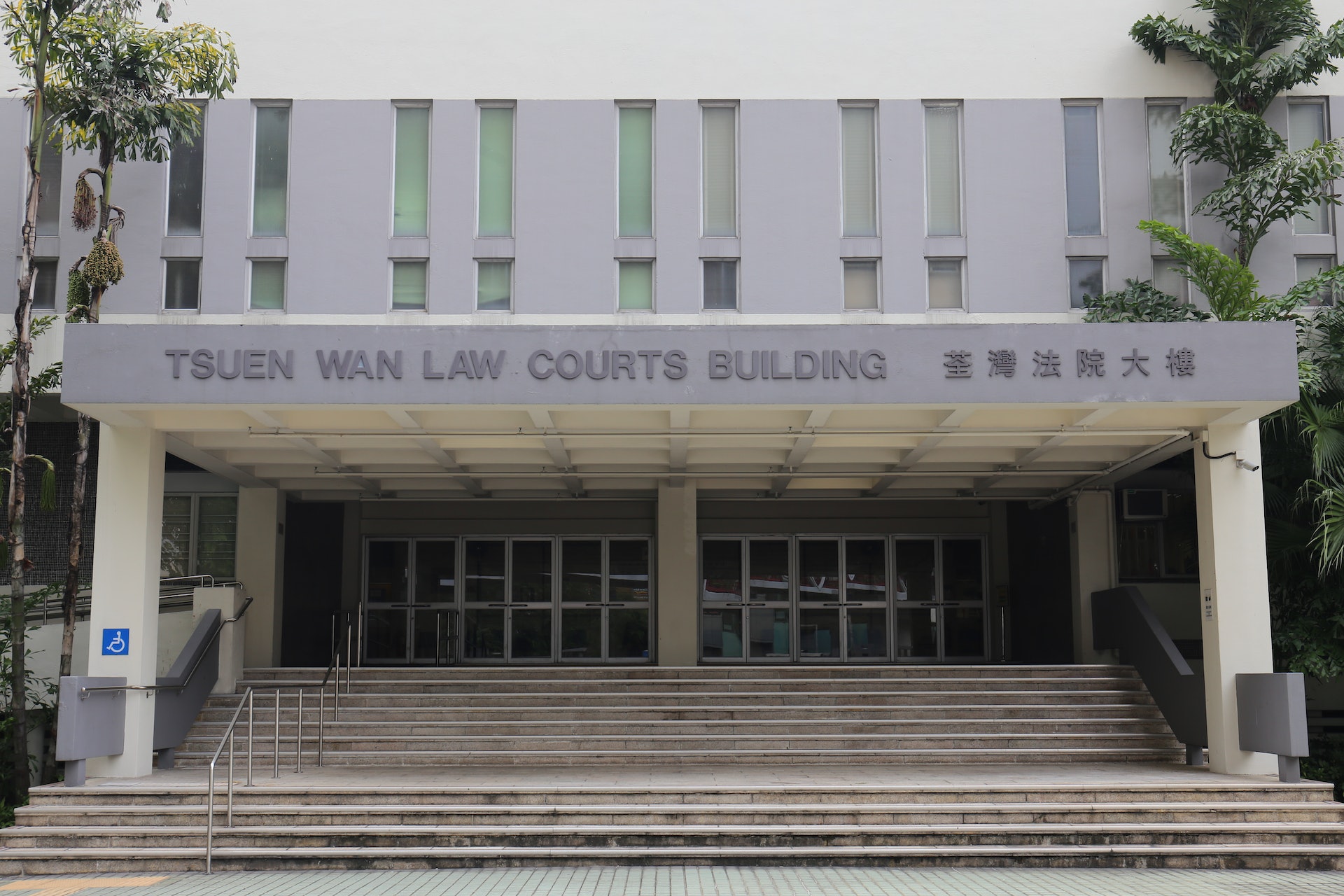 被告LYJ在荃灣法院承認亂倫等6罪被判囚18個月。(資料圖片) 被告LYJ在荃灣法院承認亂倫等6罪被判囚18個月。(資料圖片)