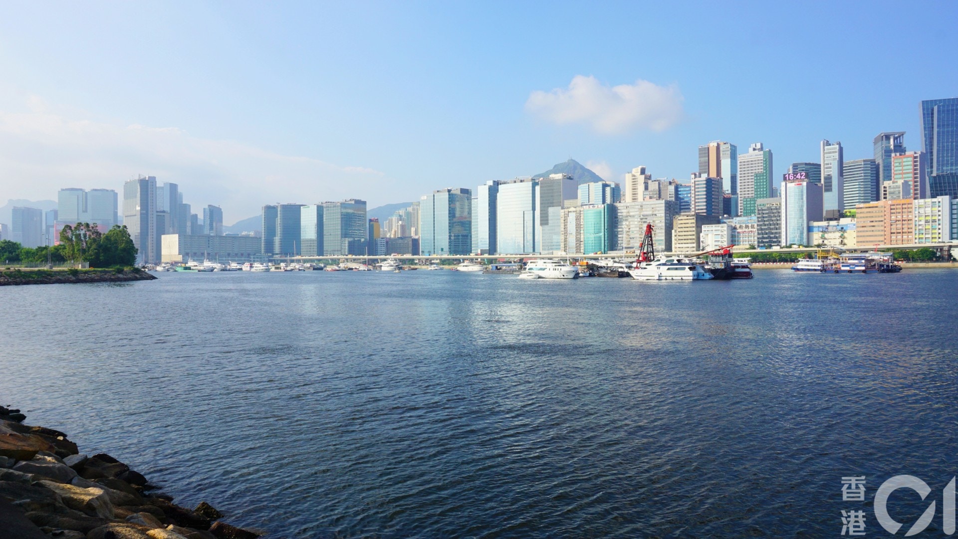 公園兩面臨海,景觀非常開揚。(何穎琪攝) 公園兩面臨海,景觀非常開揚。(何穎琪攝)