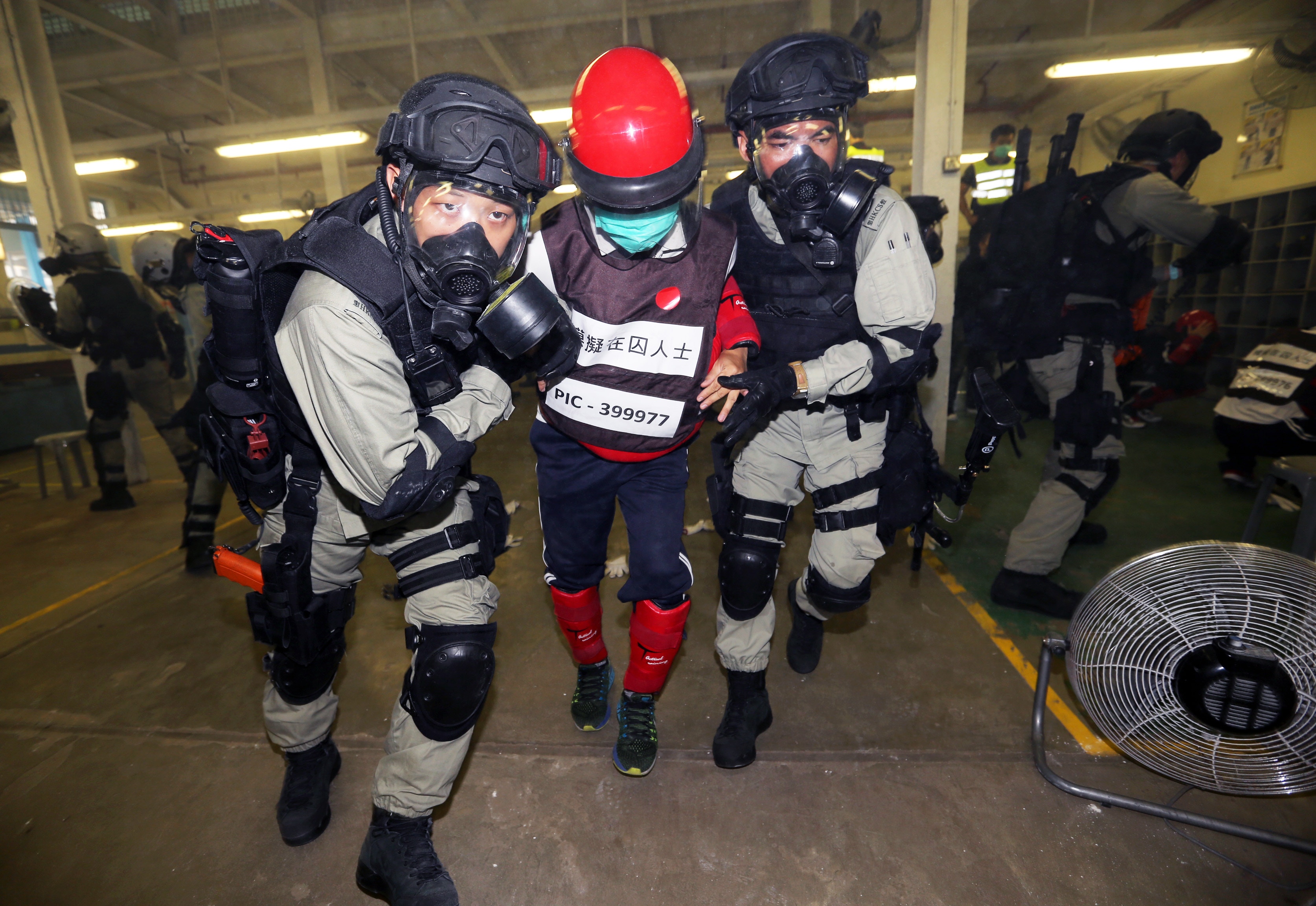懲教署200人演習　模擬囚犯集體違紀　區域應變隊出動