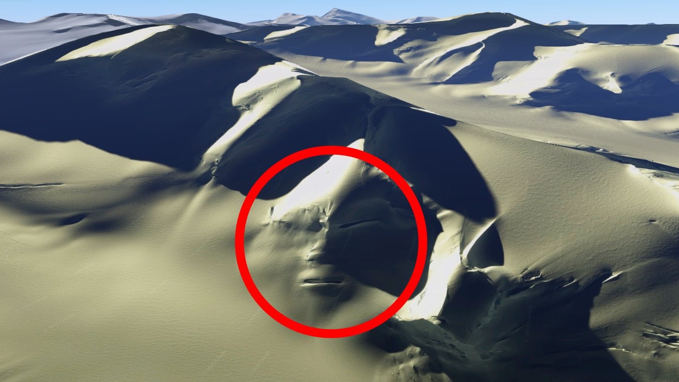 Google Maps南極驚見神秘面孔網友熱論 那是一張外星人的臉 Google Maps南極驚見神秘面孔網友熱論 那是一張外星人的臉