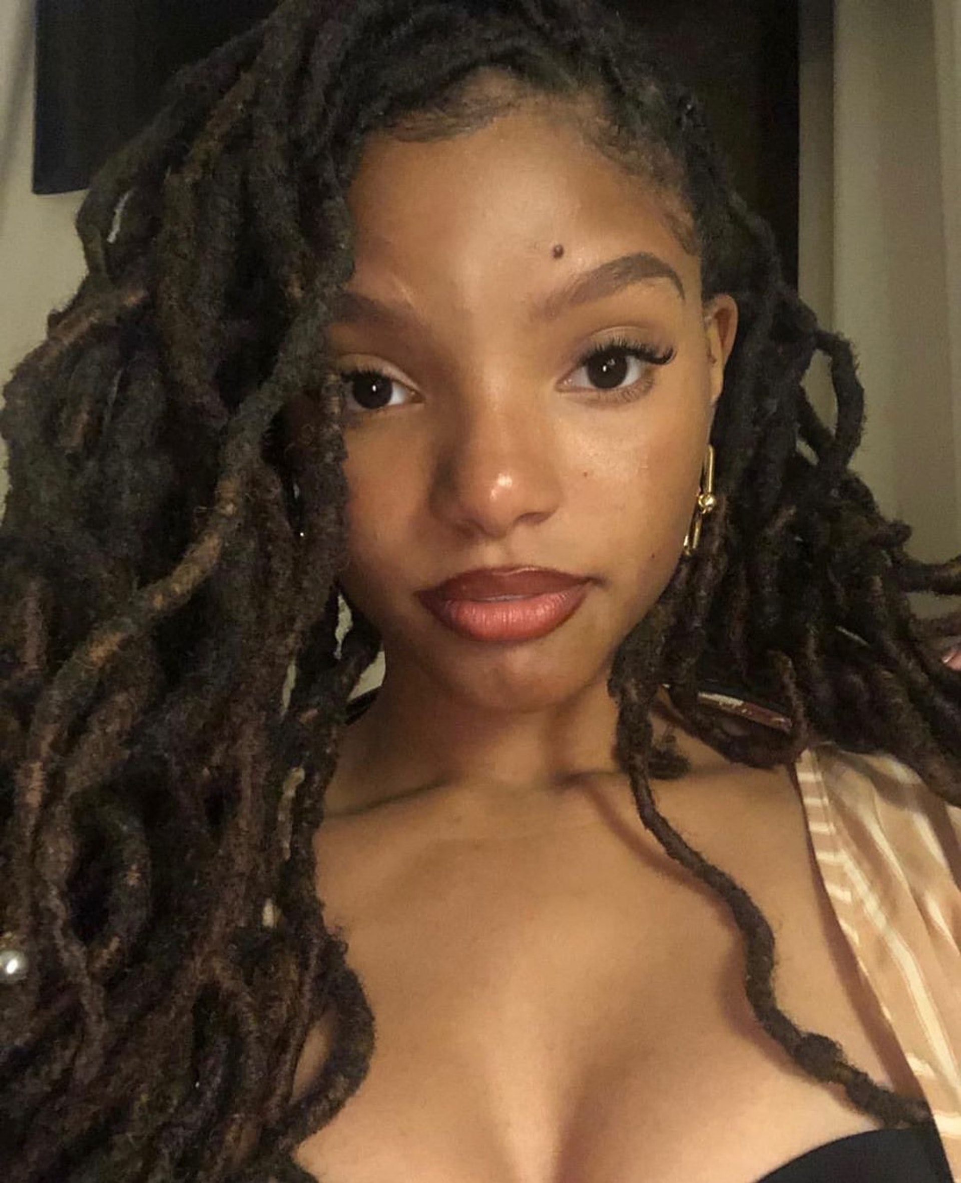 目前只得Halle Bailey確認演出《小魚仙》Ariel。(Halle Bailey IG圖片) 目前只得Halle Bailey確認演出《小魚仙》Ariel。(Halle Bailey IG圖片)