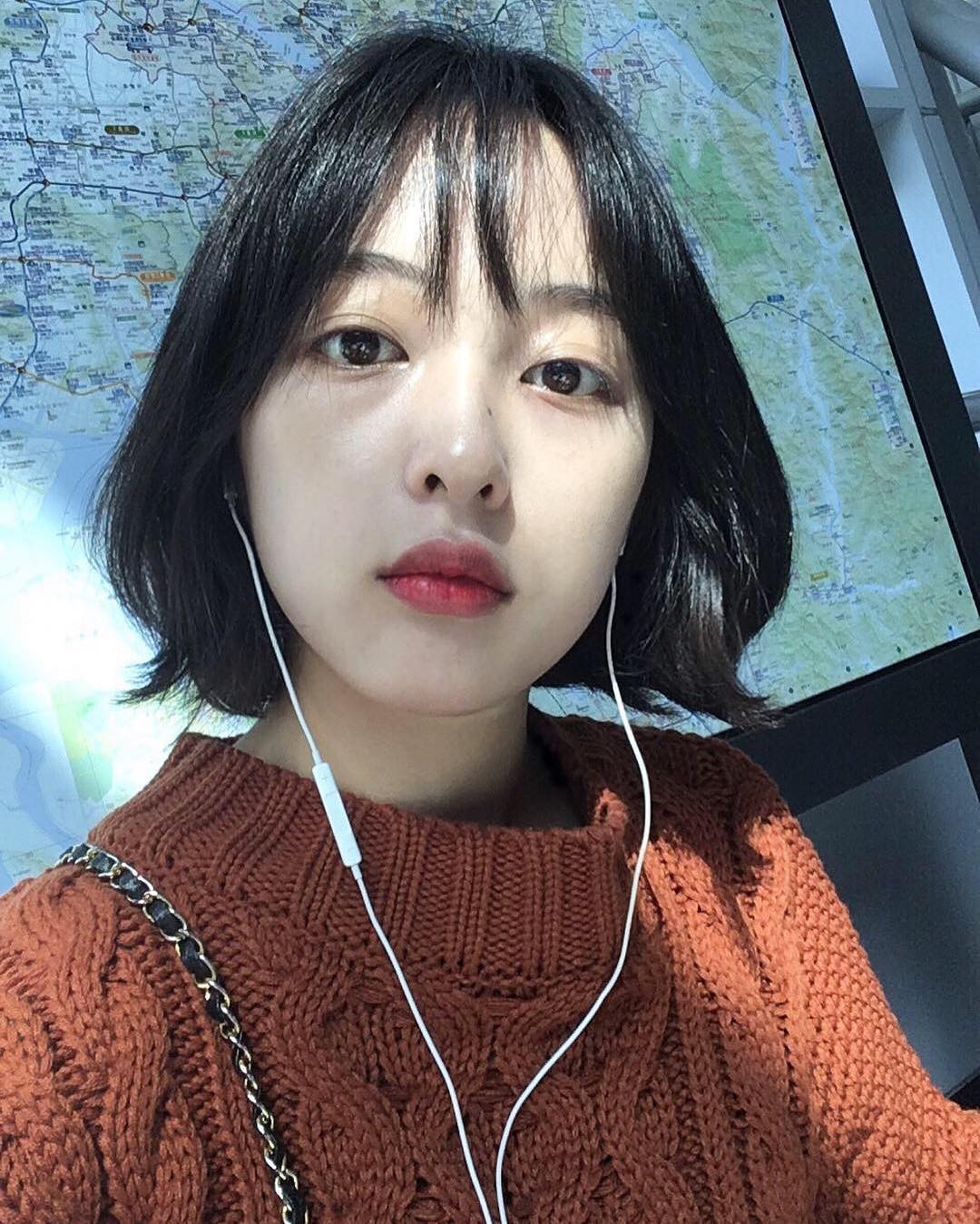 金寶拉可愛的外型讓她成功入屋。(IG/@kim_bora95) 金寶拉可愛的外型讓她成功入屋。(IG/@kim_bora95)