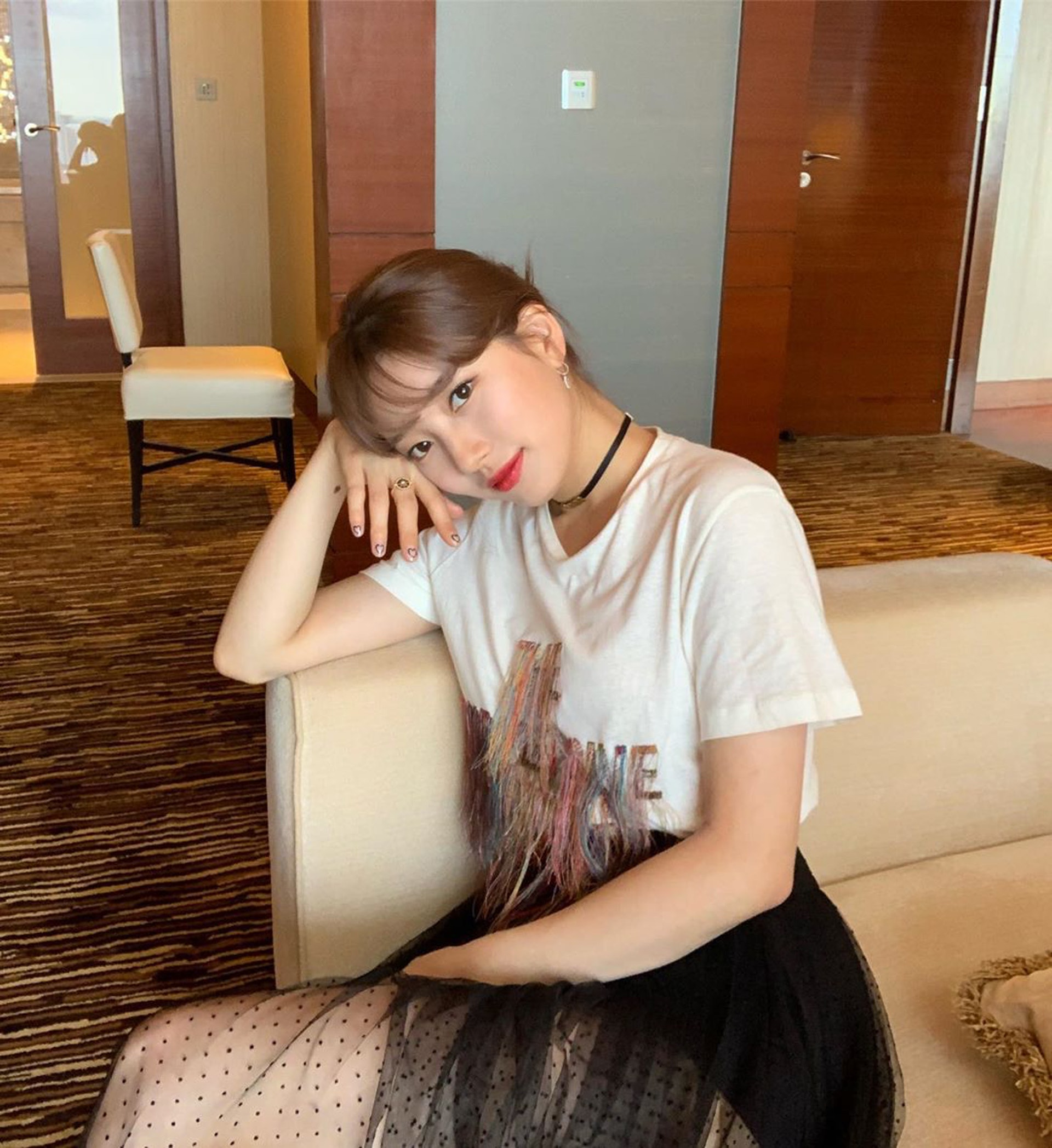 秀智變身成浪漫女神都仍是大家心中的初戀。(IG/@skuukzky) 秀智變身成浪漫女神都仍是大家心中的初戀。(IG/@skuukzky)