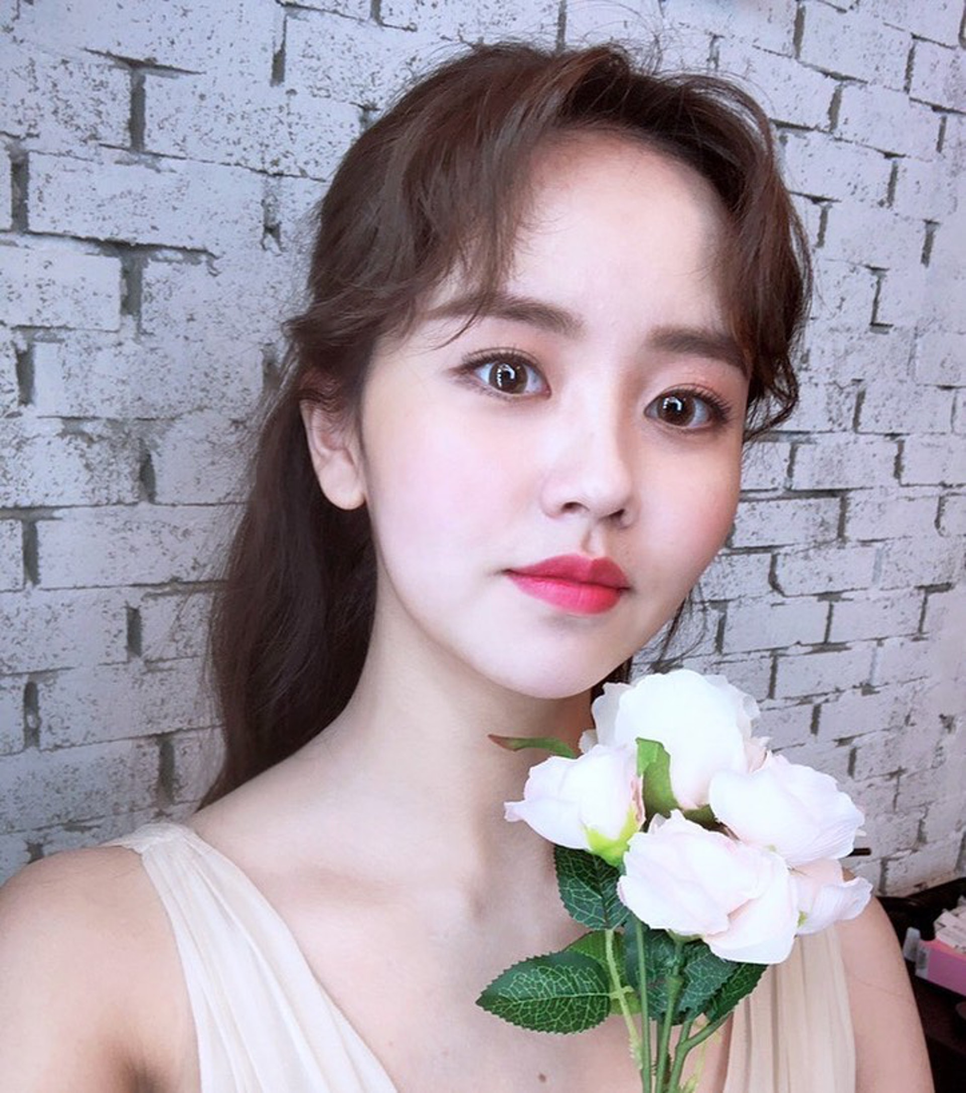 金所炫有着與IU一樣「國民妹妹」的稱號(IG/@wow_kimsohyun) 金所炫有着與IU一樣「國民妹妹」的稱號(IG/@wow_kimsohyun)