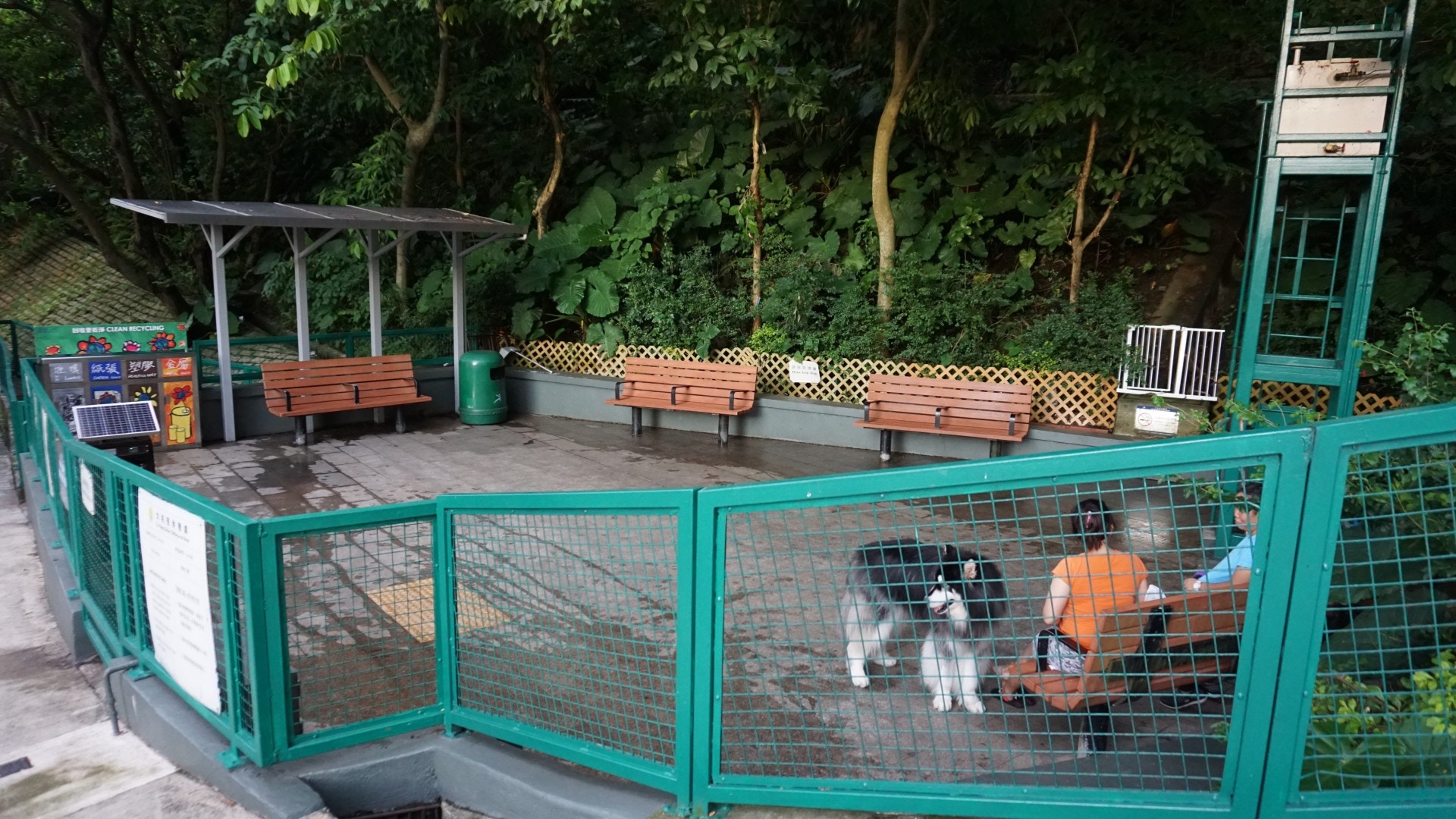 園內設施寥寥可數。(何穎琪攝) 園內設施寥寥可數。(何穎琪攝)