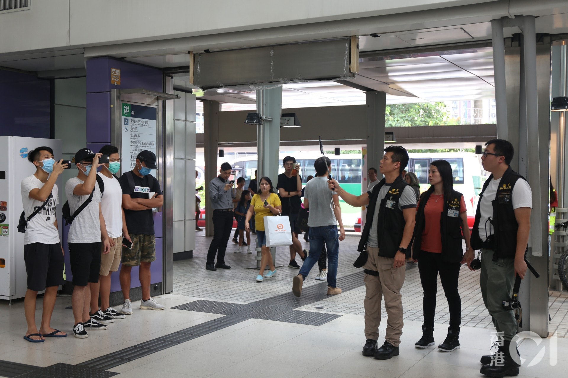 9 7æ©å ´ 示å¨è
ç ´å£æ±æ¶ç«éæ©é²æ´è¦è黿è¦å' 馿¸¯01 18åæ°è