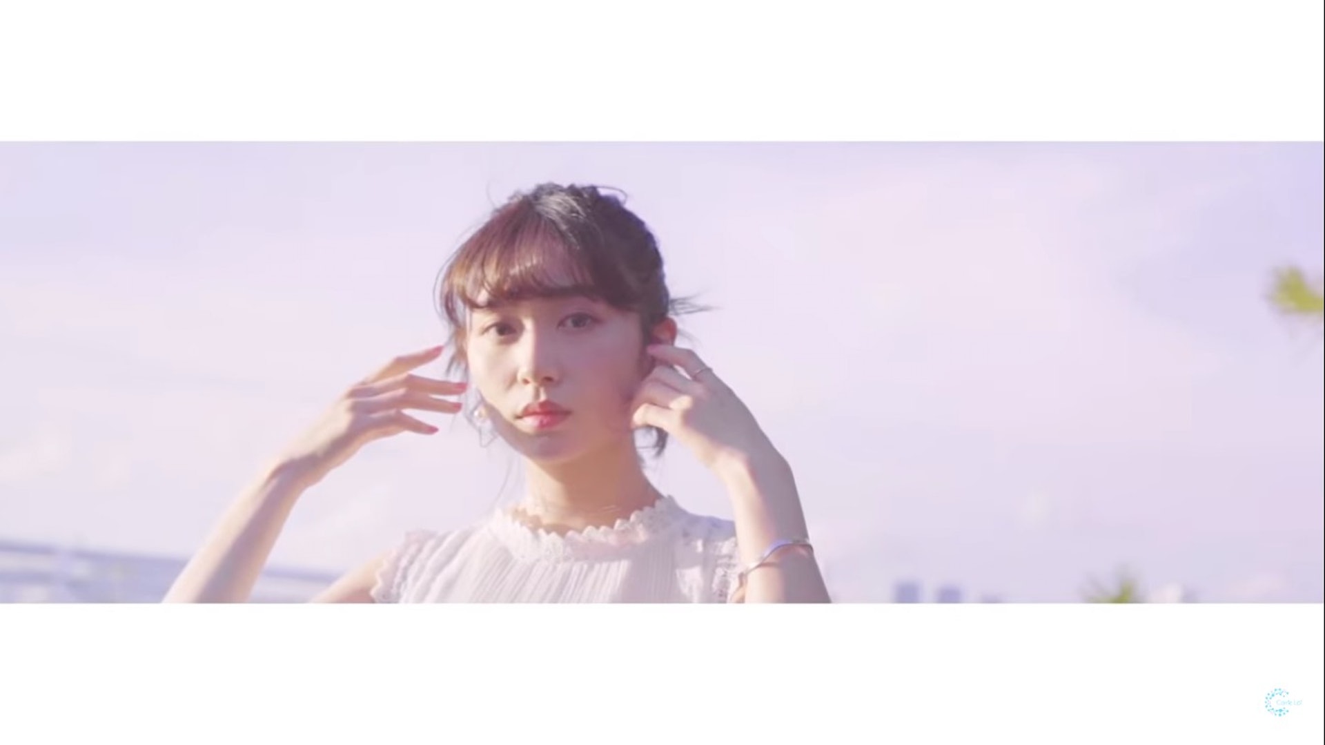 Carrie日前在YouTube公布出道曲《Hydr8》MV。(YouTube/@Carrie Lai Official) Carrie日前在YouTube公布出道曲《Hydr8》MV。(YouTube/@Carrie Lai Official)