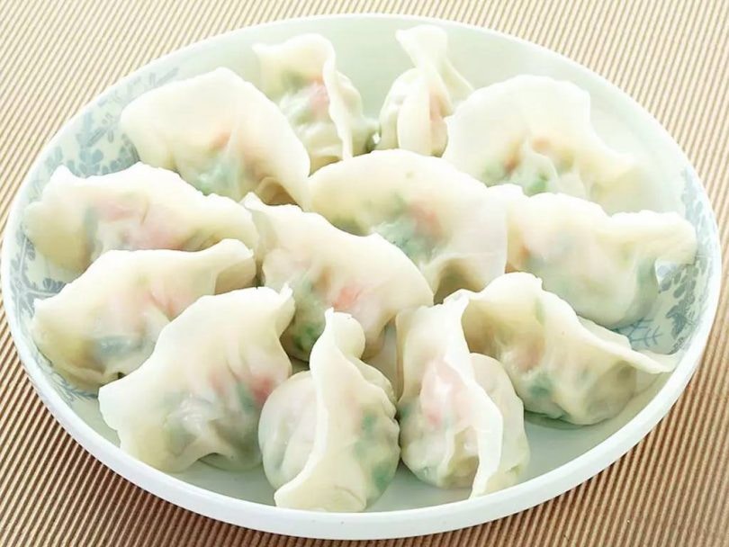 餐桌文化 點粒餃子上枱時台男一個動作被女友嫌 窮酸