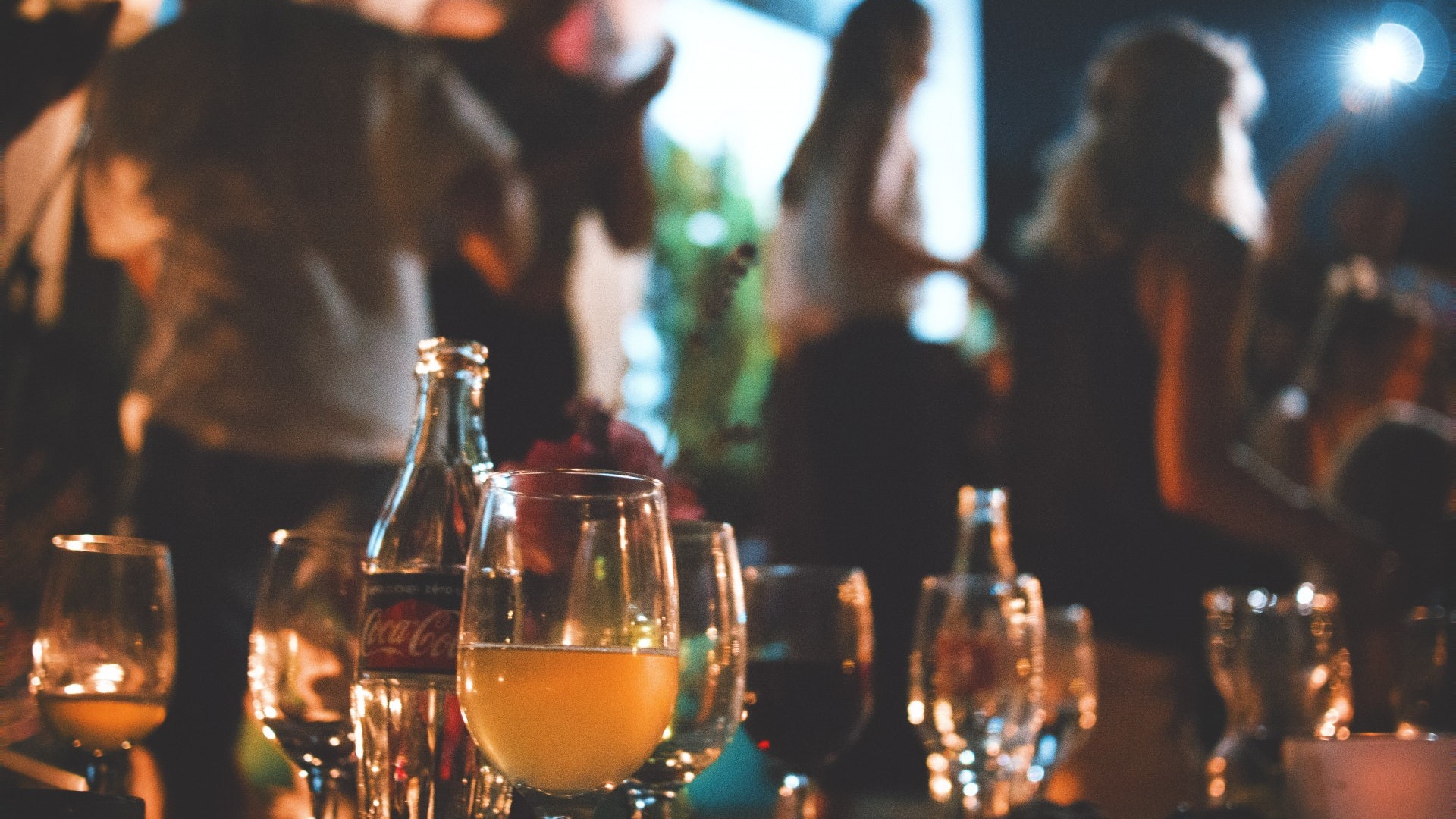 【中秋飲食】佳節如何忍口控制暴飲暴食? 4個貼士緩解腸胃負擔 【中秋飲食】佳節如何忍口控制暴飲暴食? 4個貼士緩解腸胃負擔
