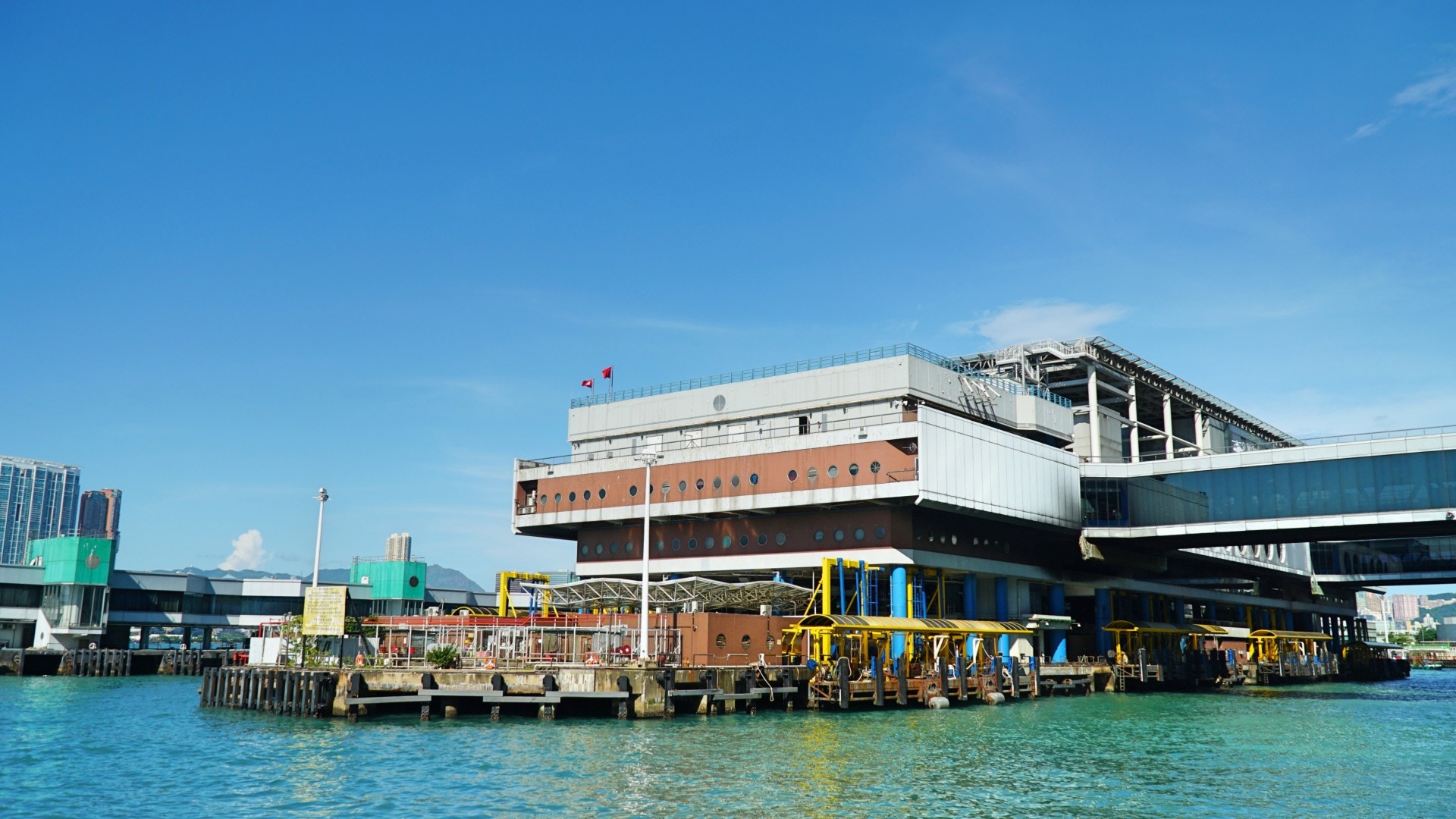 因此寵主可順道飽覽維港美景。(何穎琪攝) 因此寵主可順道飽覽維港美景。(何穎琪攝)