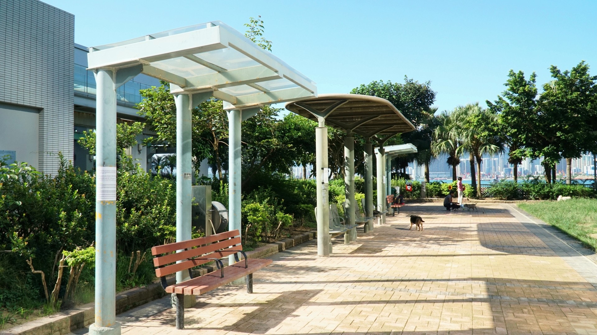 由於公園範圍不大,場內只得基本設施。(何穎琪攝) 由於公園範圍不大,場內只得基本設施。(何穎琪攝)