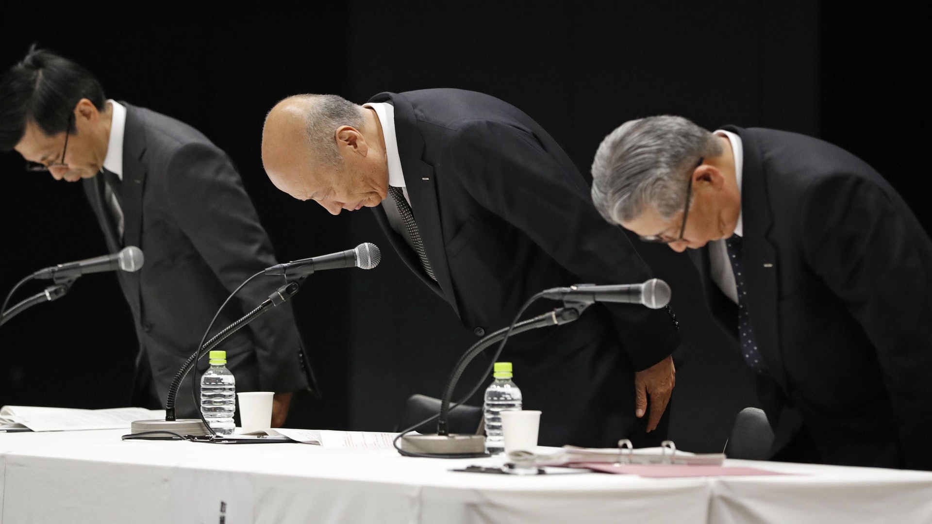 【電通過勞死】員工自爆深層問題 「公司關燈後還是帶回家做」 【電通過勞死】員工自爆深層問題 「公司關燈後還是帶回家做」