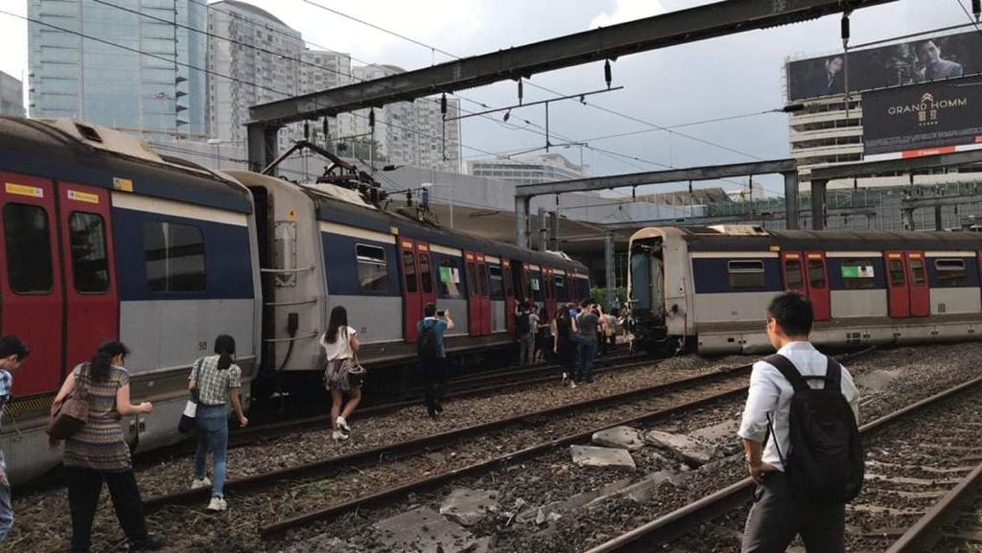 紅磡站列車出軌。(資料圖片) 紅磡站列車出軌。(資料圖片)