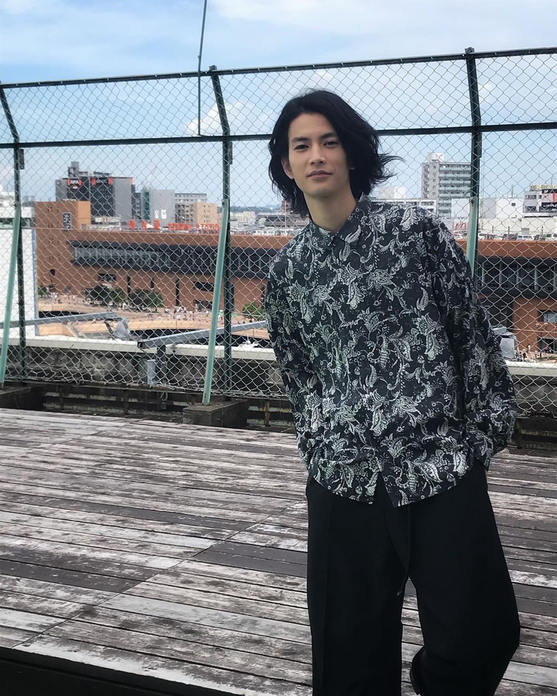 【說好不哭】周杰倫阿信都要靠邊站? 一位日本男神成MV 【說好不哭】周杰倫阿信都要靠邊站? 一位日本男神成MV