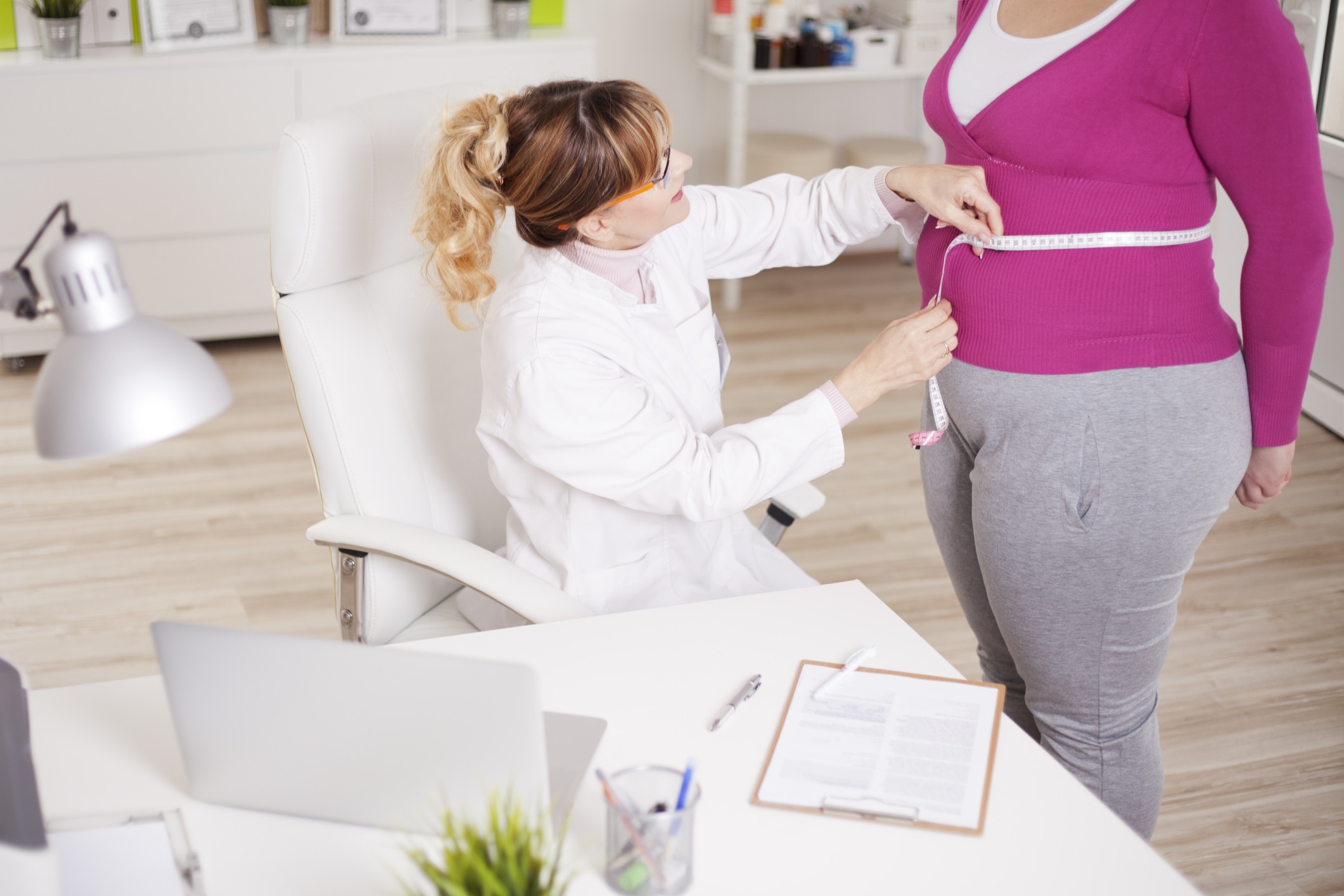 港府就15個醫療專業推自願註冊制度業界憂成本高昂削參與意欲